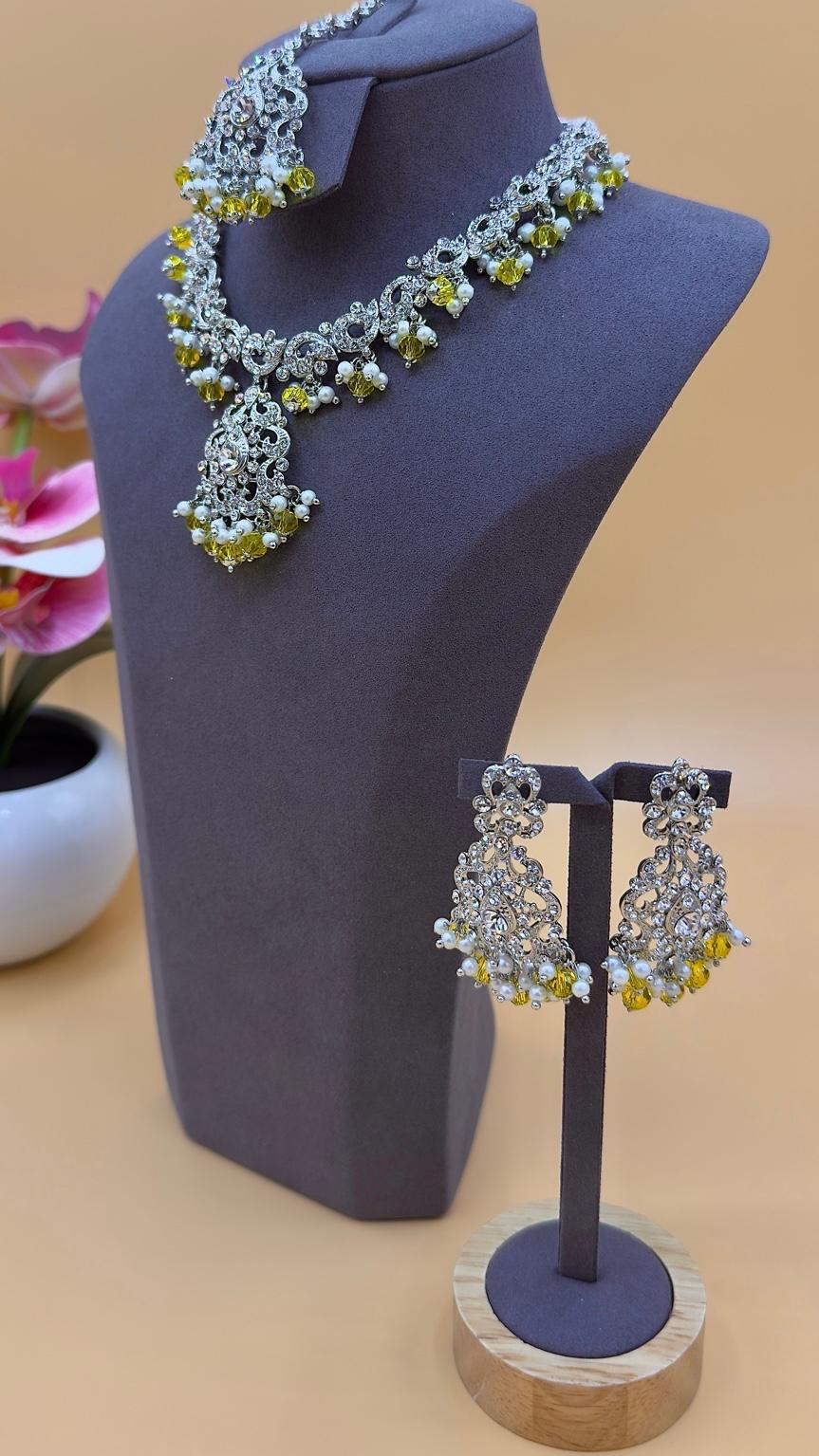 Radiance Necklace Set – Yellow