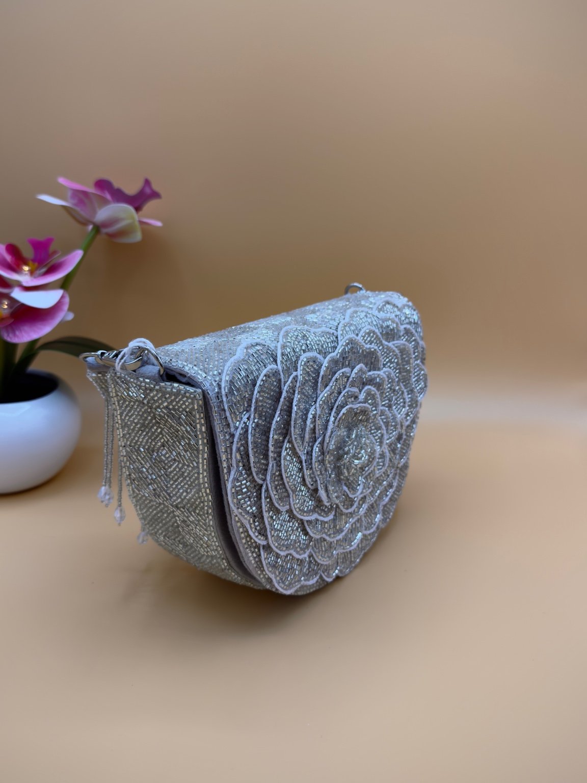 Lotus & kralen detail tas