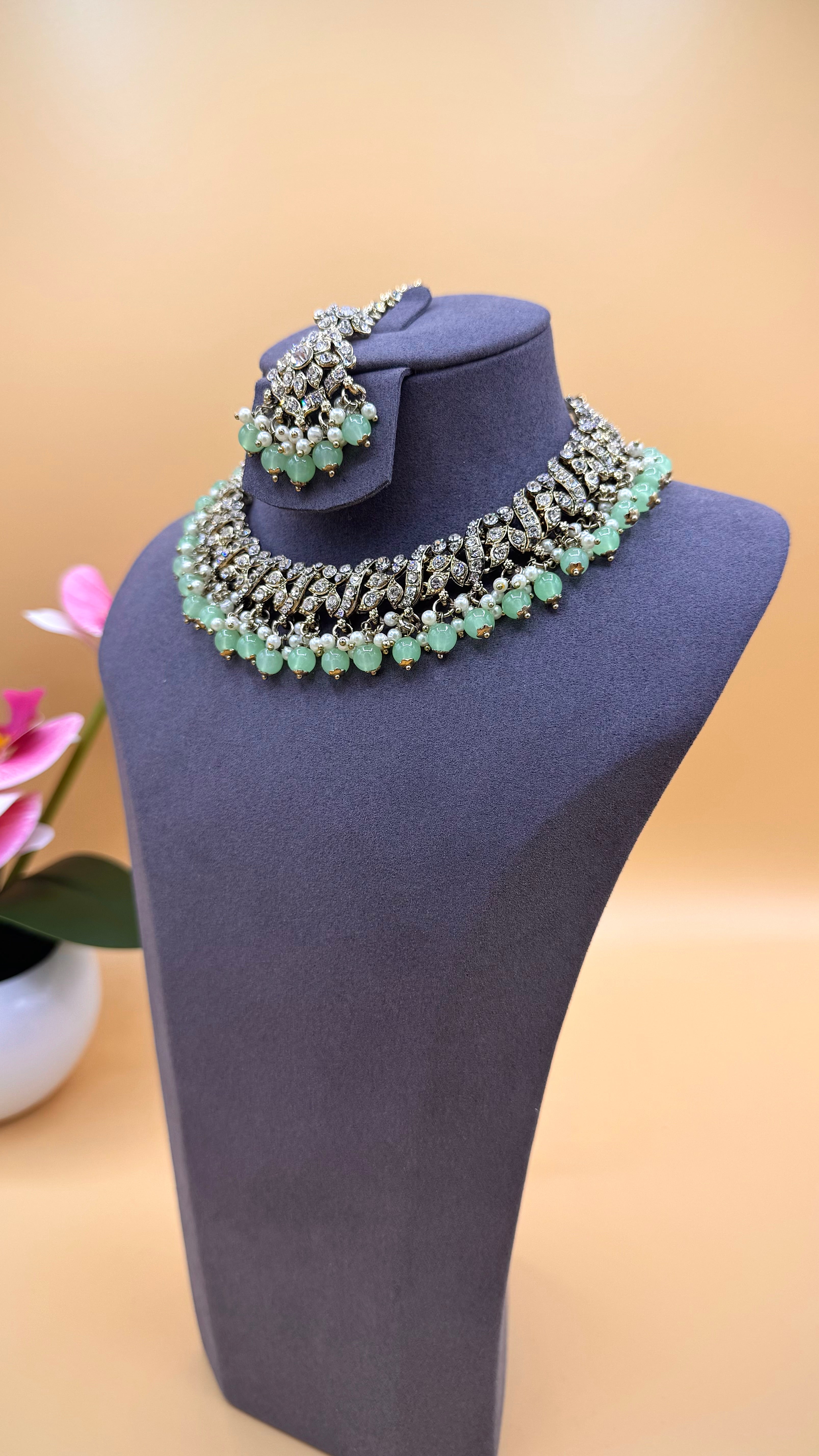 Mint Crystal Aura Necklace Set