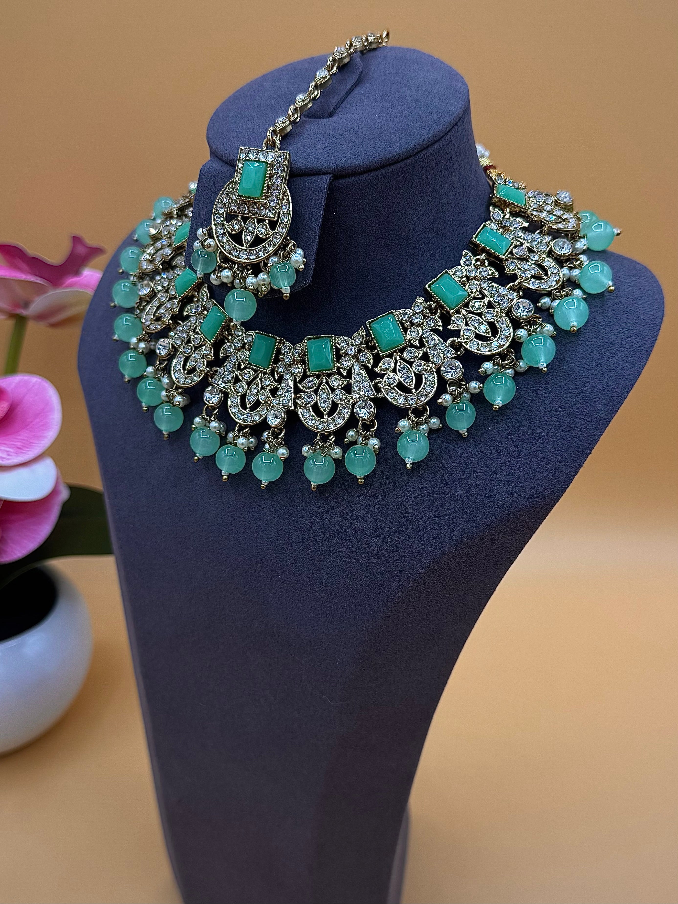 Rimsha Necklace Set – Mint Green