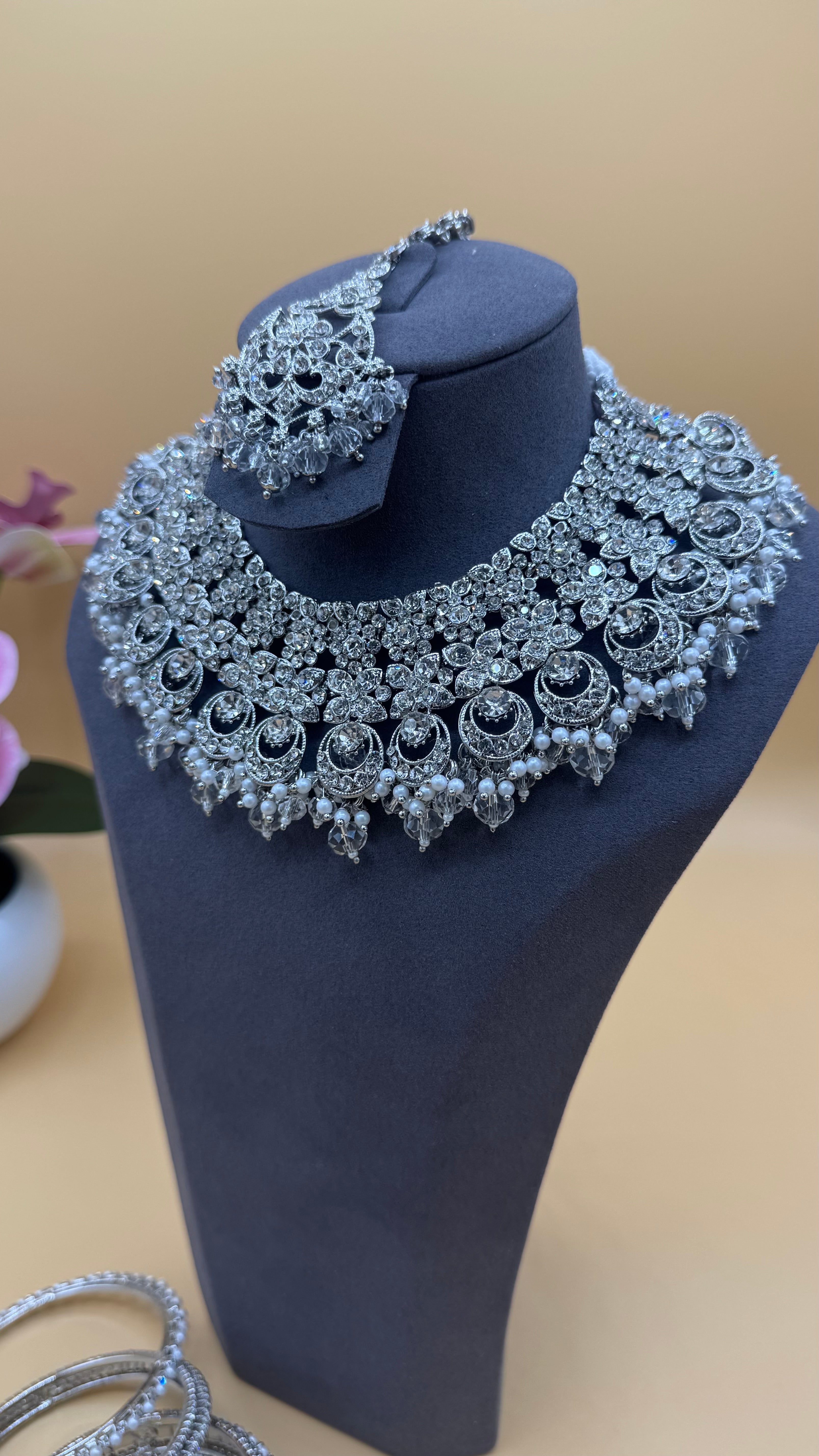 Crystal Elegance Necklace Set - silver