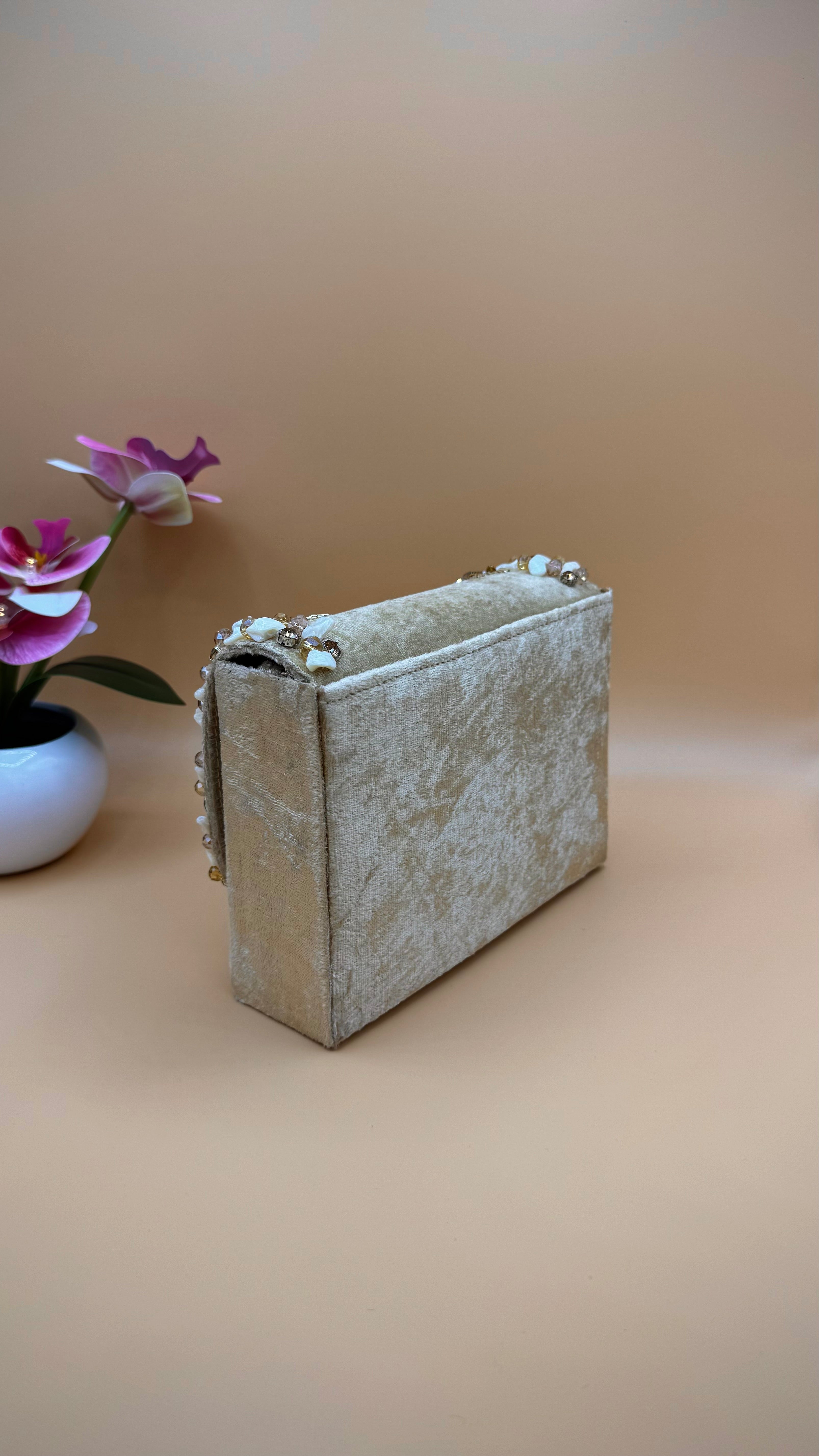 Leaf & Beaded Embroidery Bag