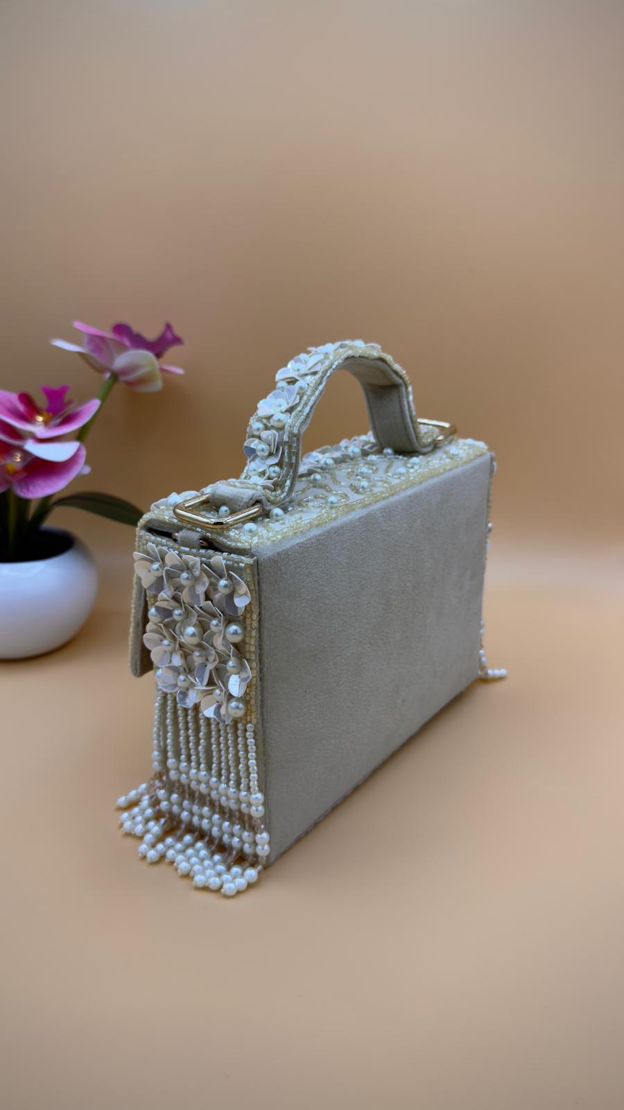 Floral & Pearl Tassel Bag – Gold