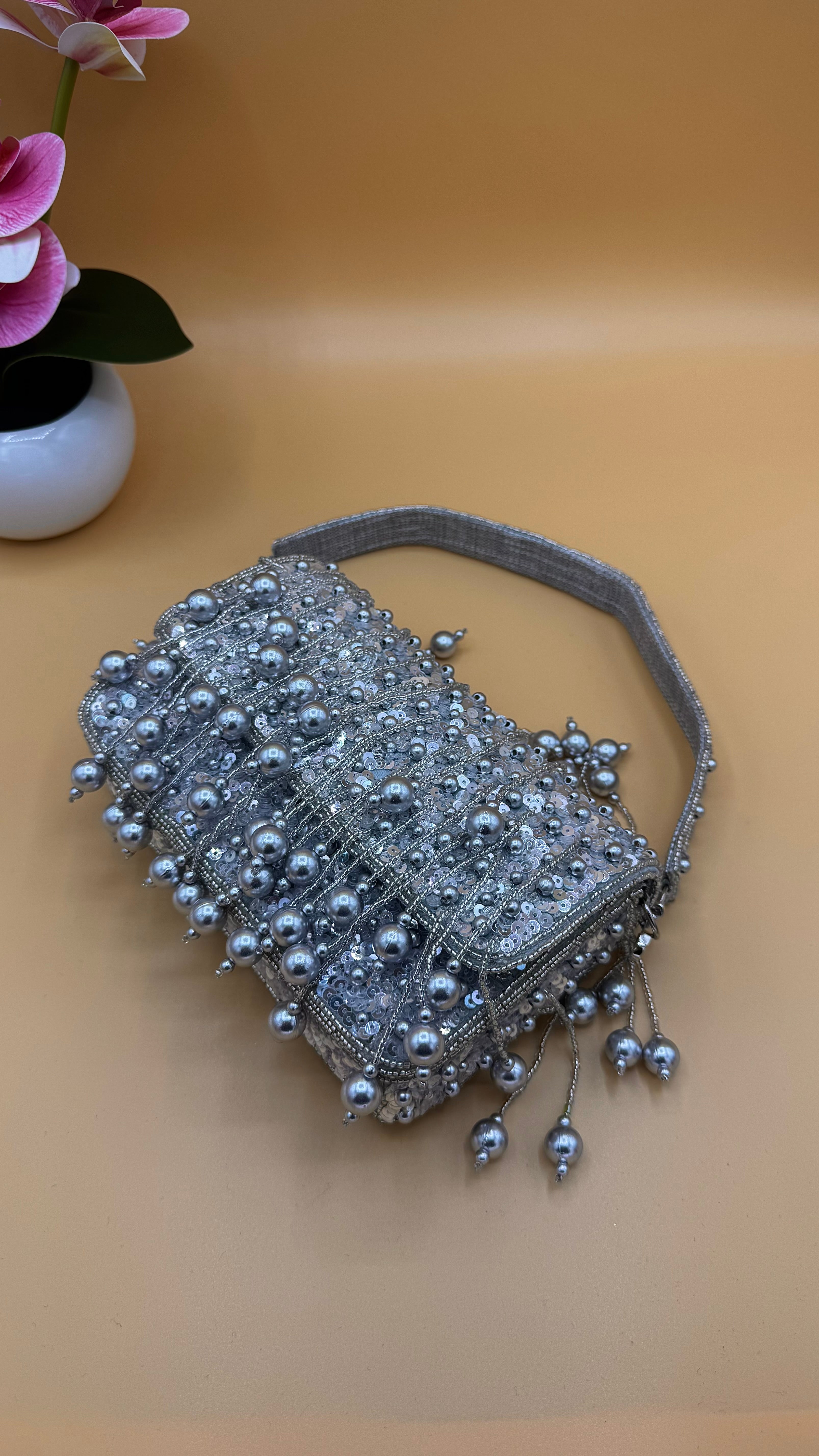 Zarin Bag – Metallic Silver