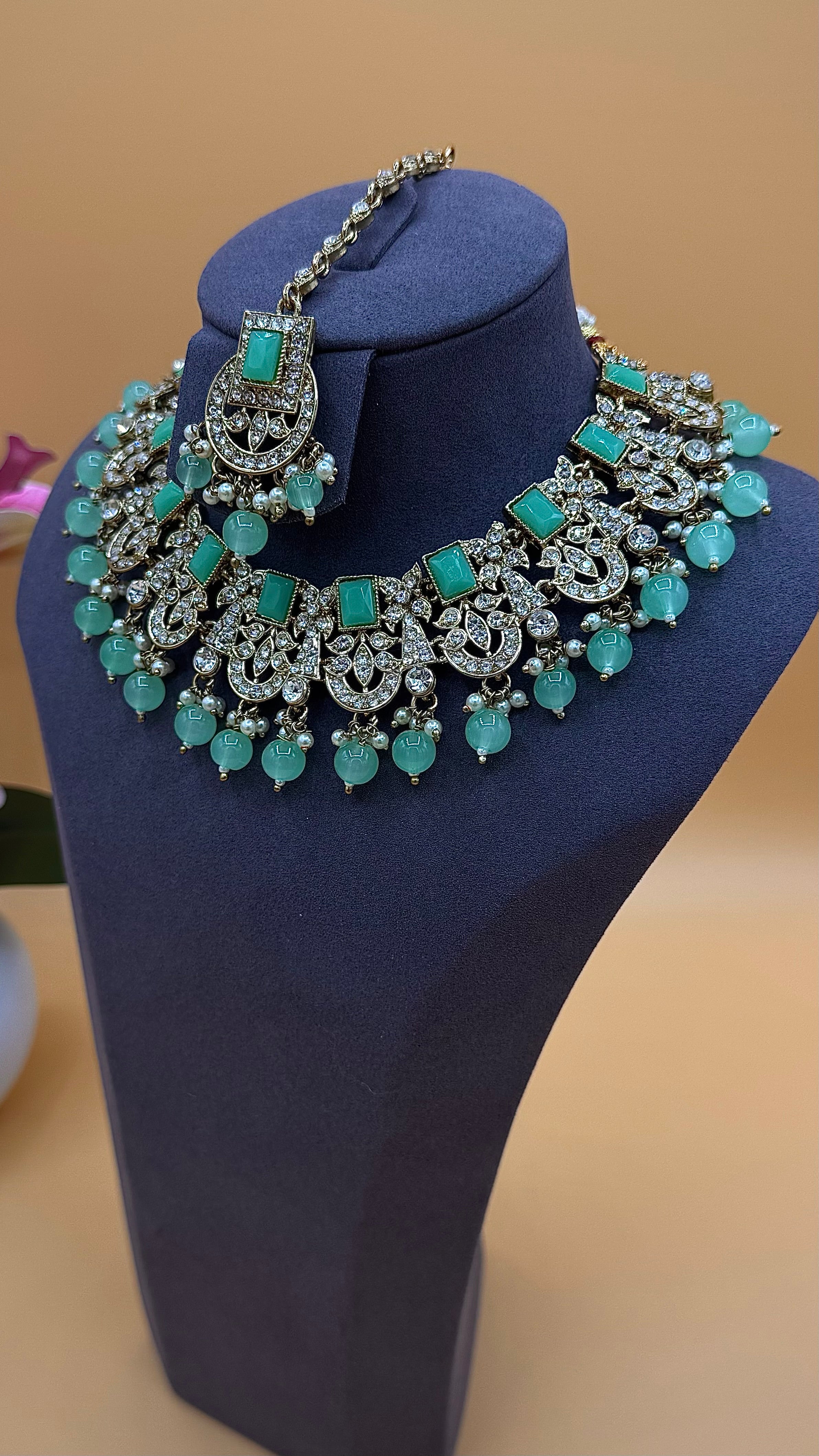 Rimsha Necklace Set – Mint Green