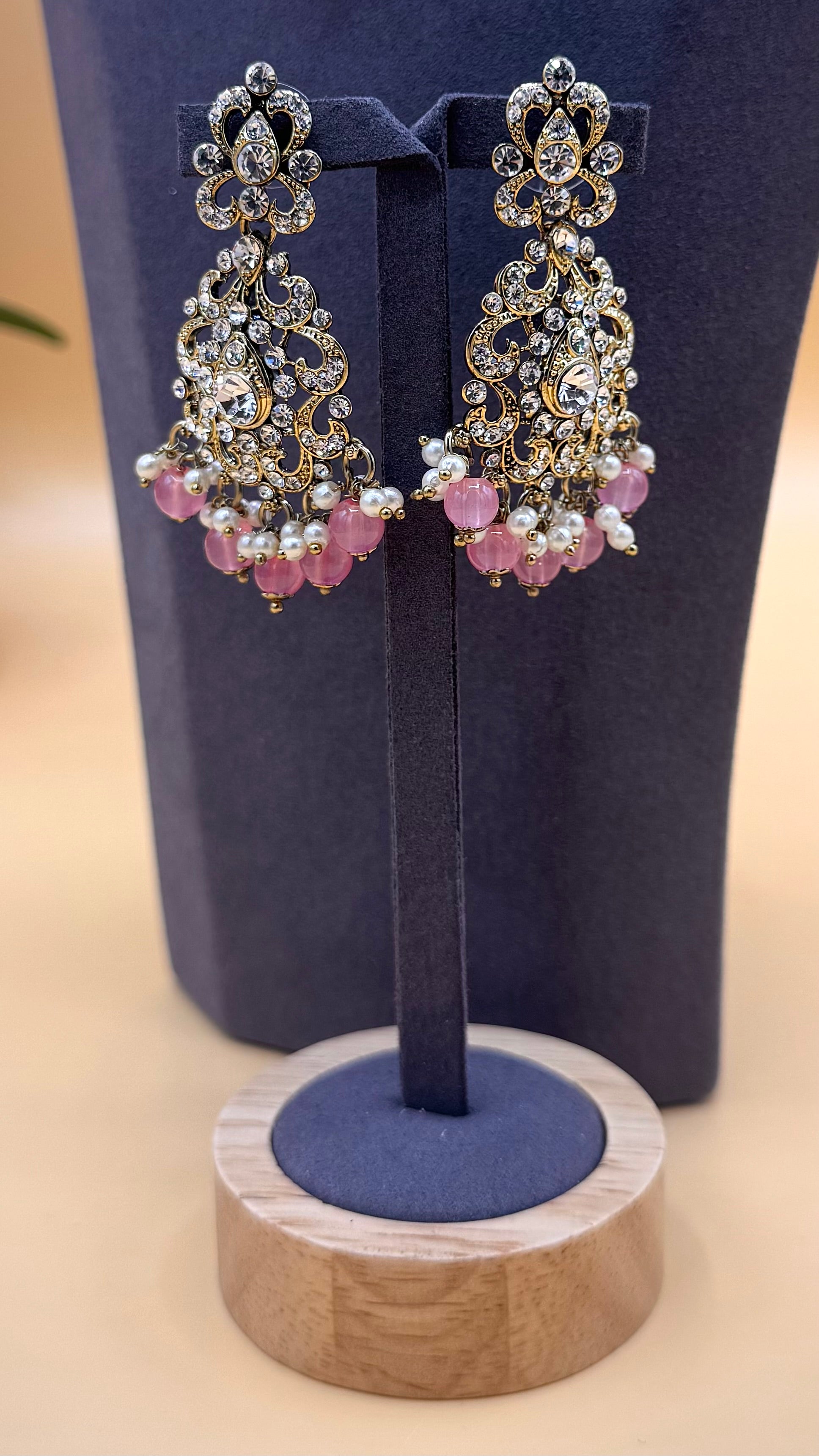 Soft Rose Aaliya Necklace Set