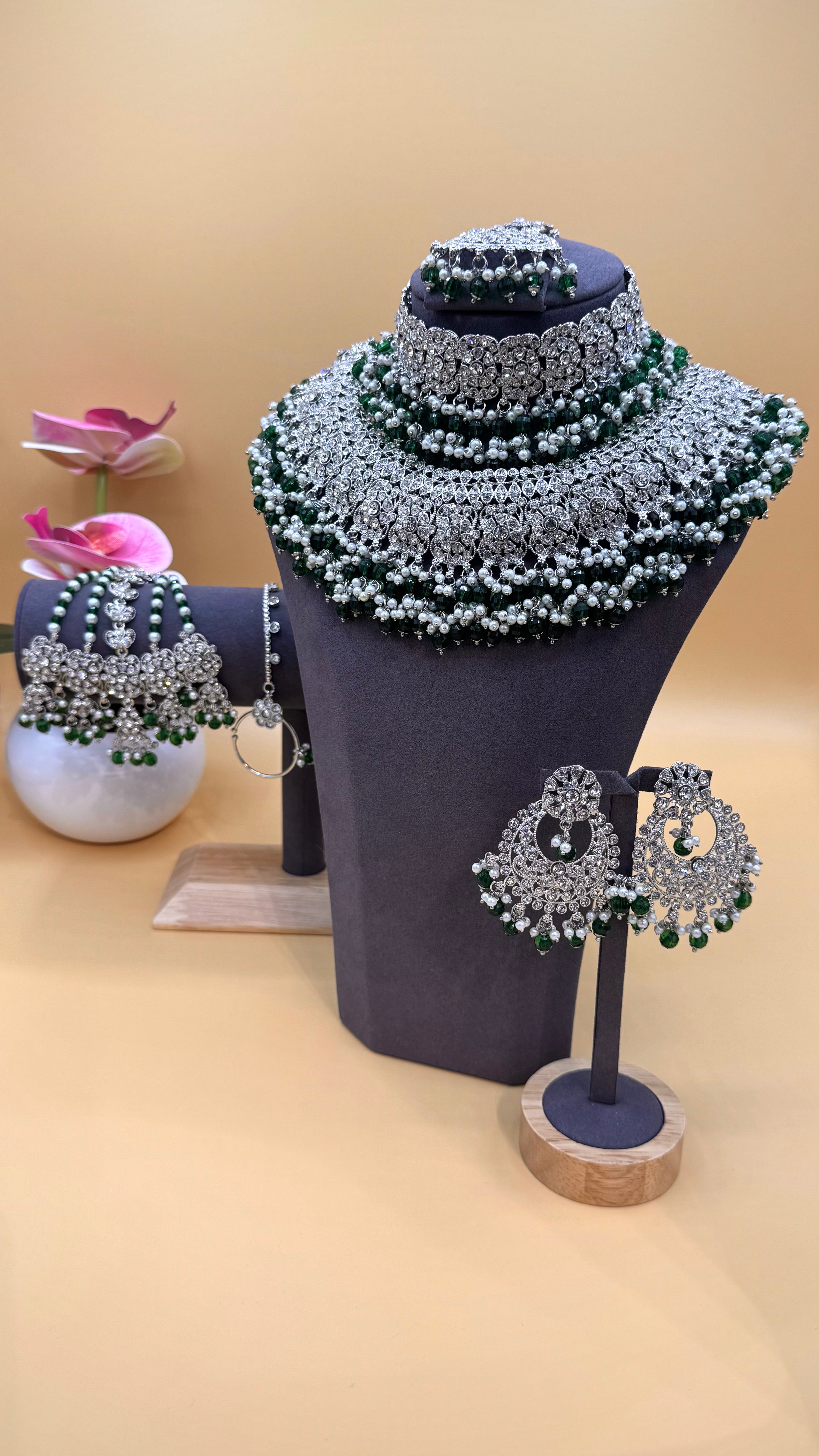 Emerald Sultana Bridal Necklace Set