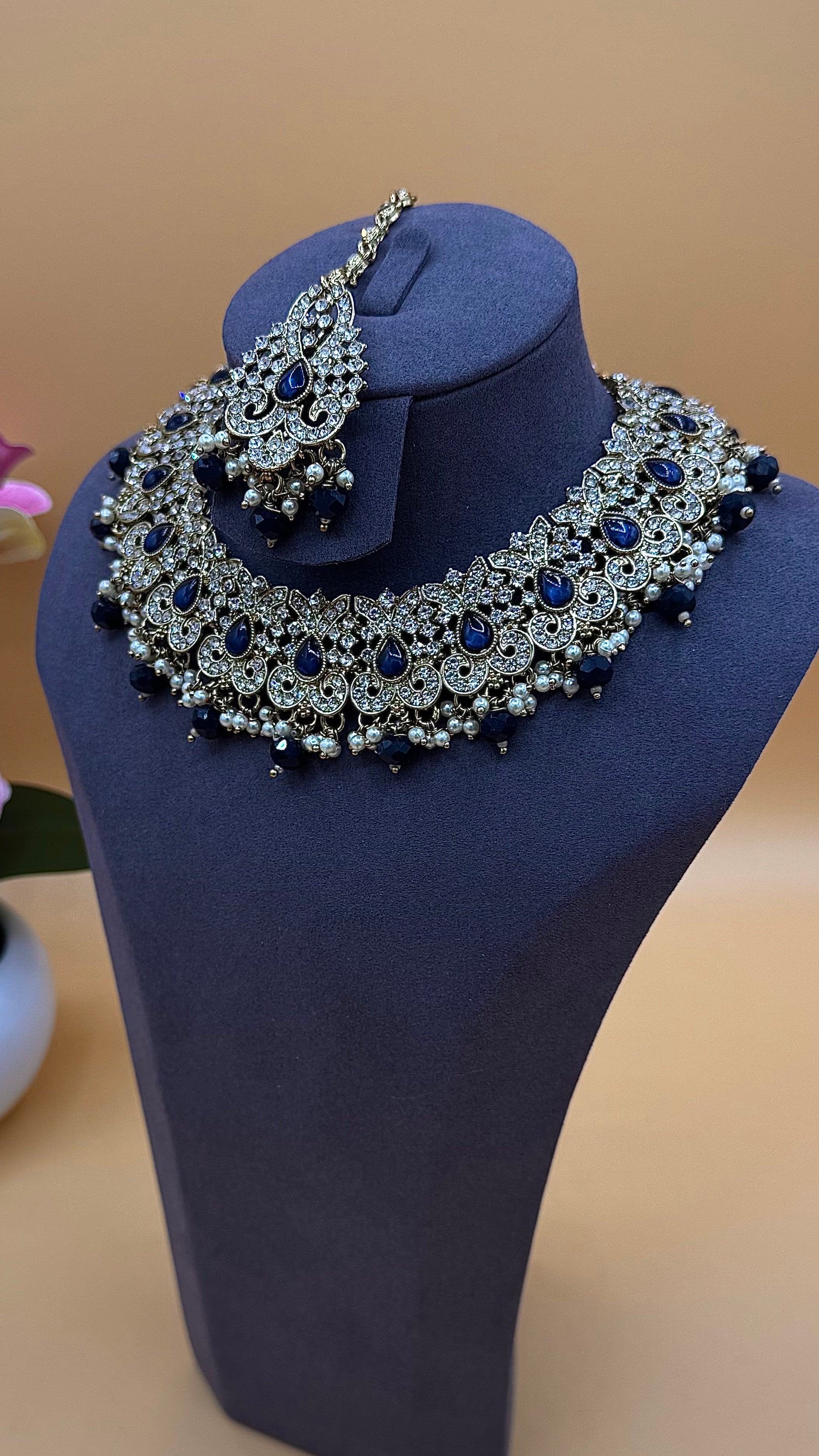 Ameera Necklace Set – midnight blue