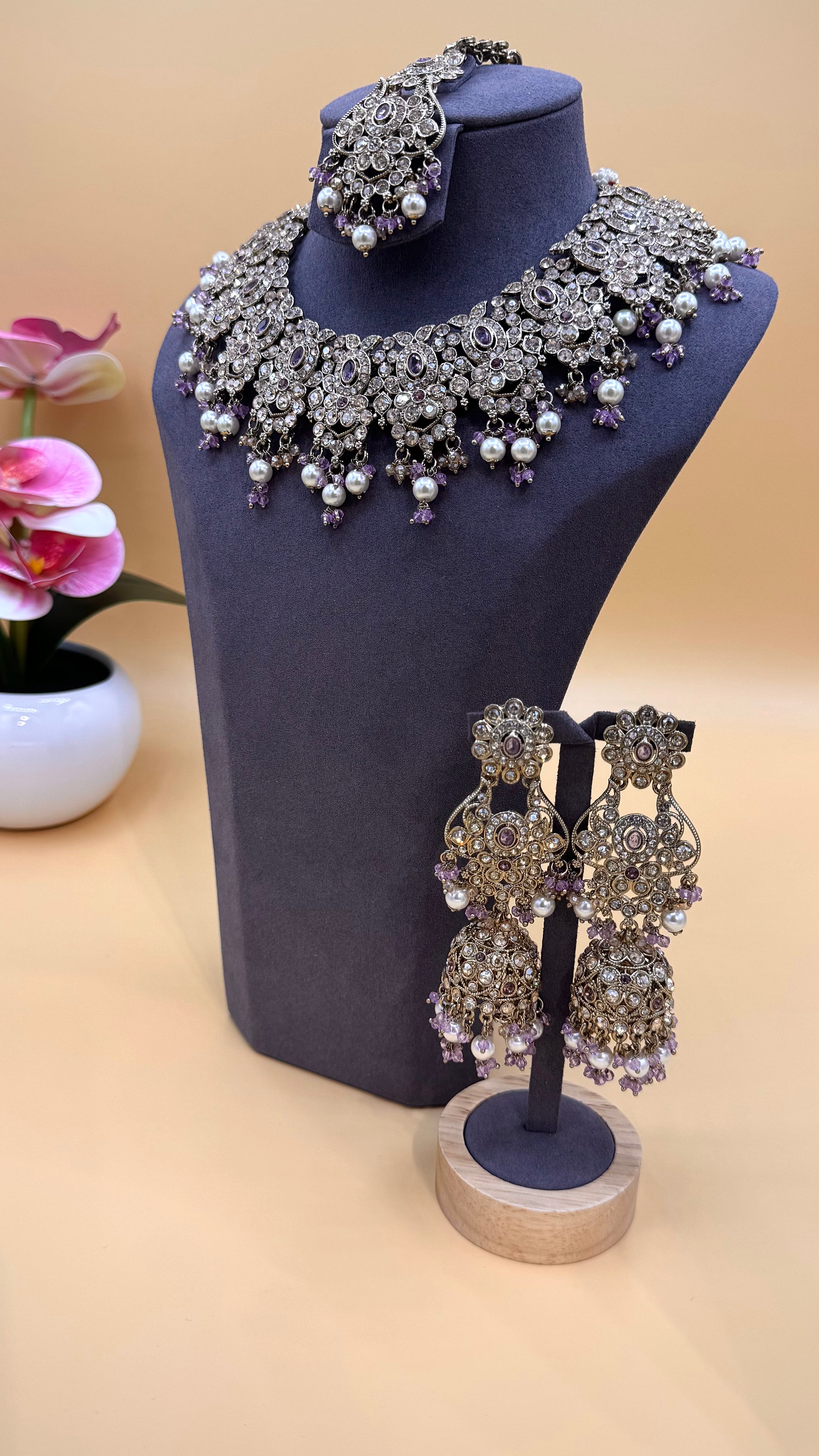 Lavender Pearl Necklace Set