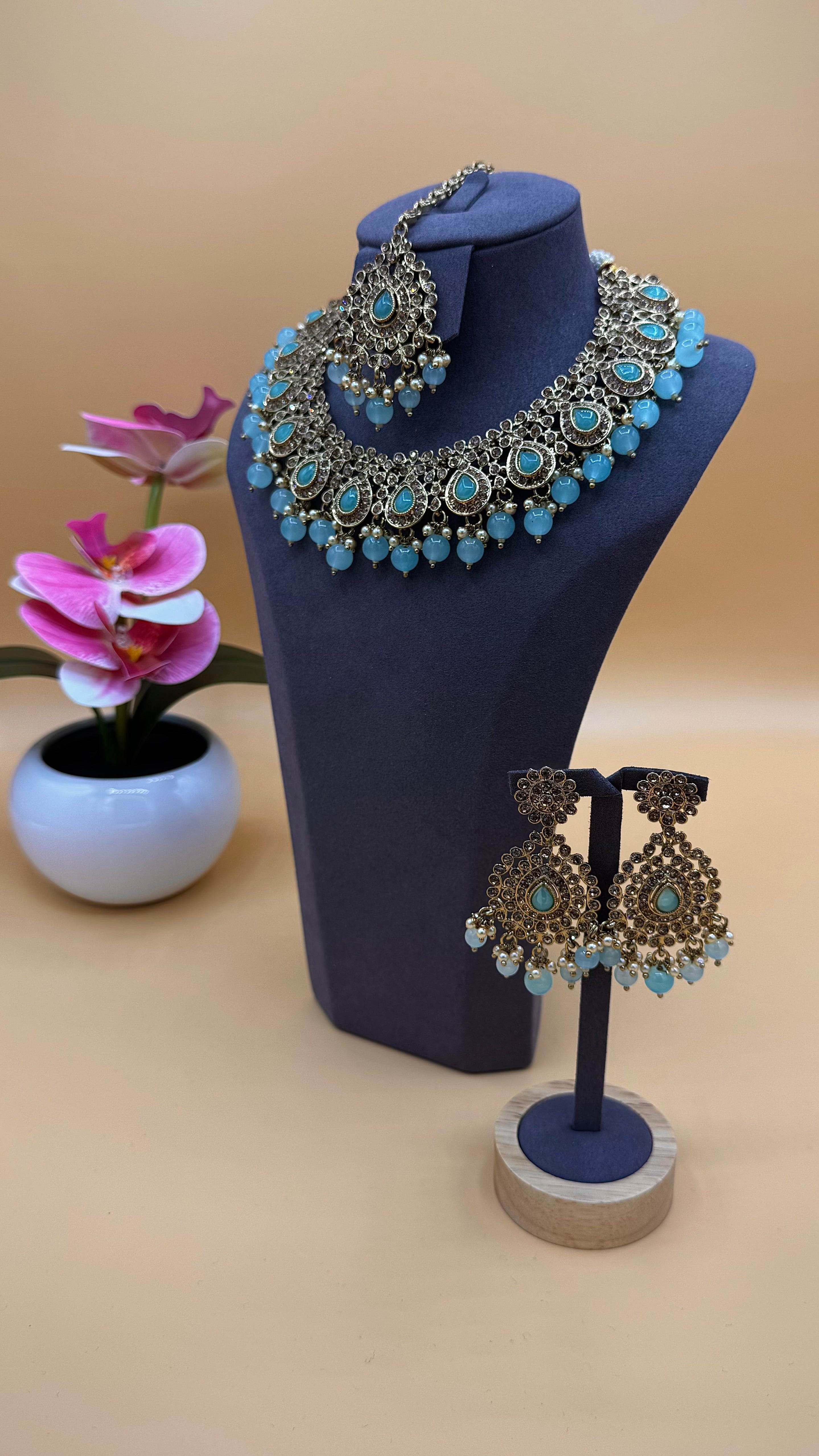 Aqua Necklace Set – Sky Blue