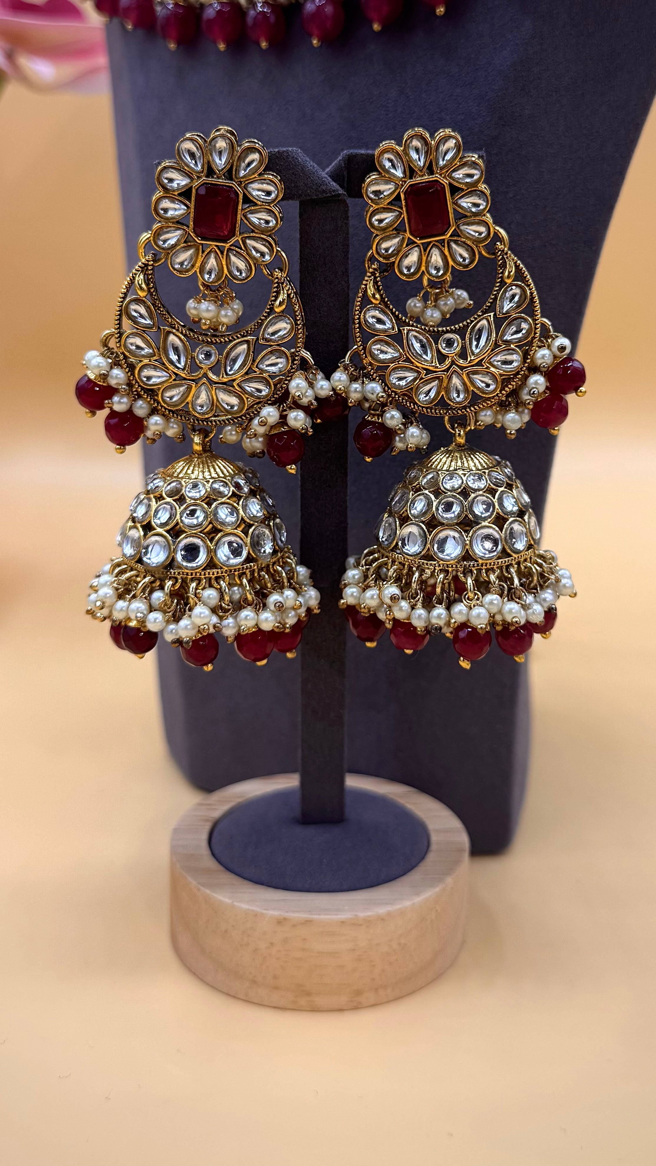 Garnet Royale Necklace Set