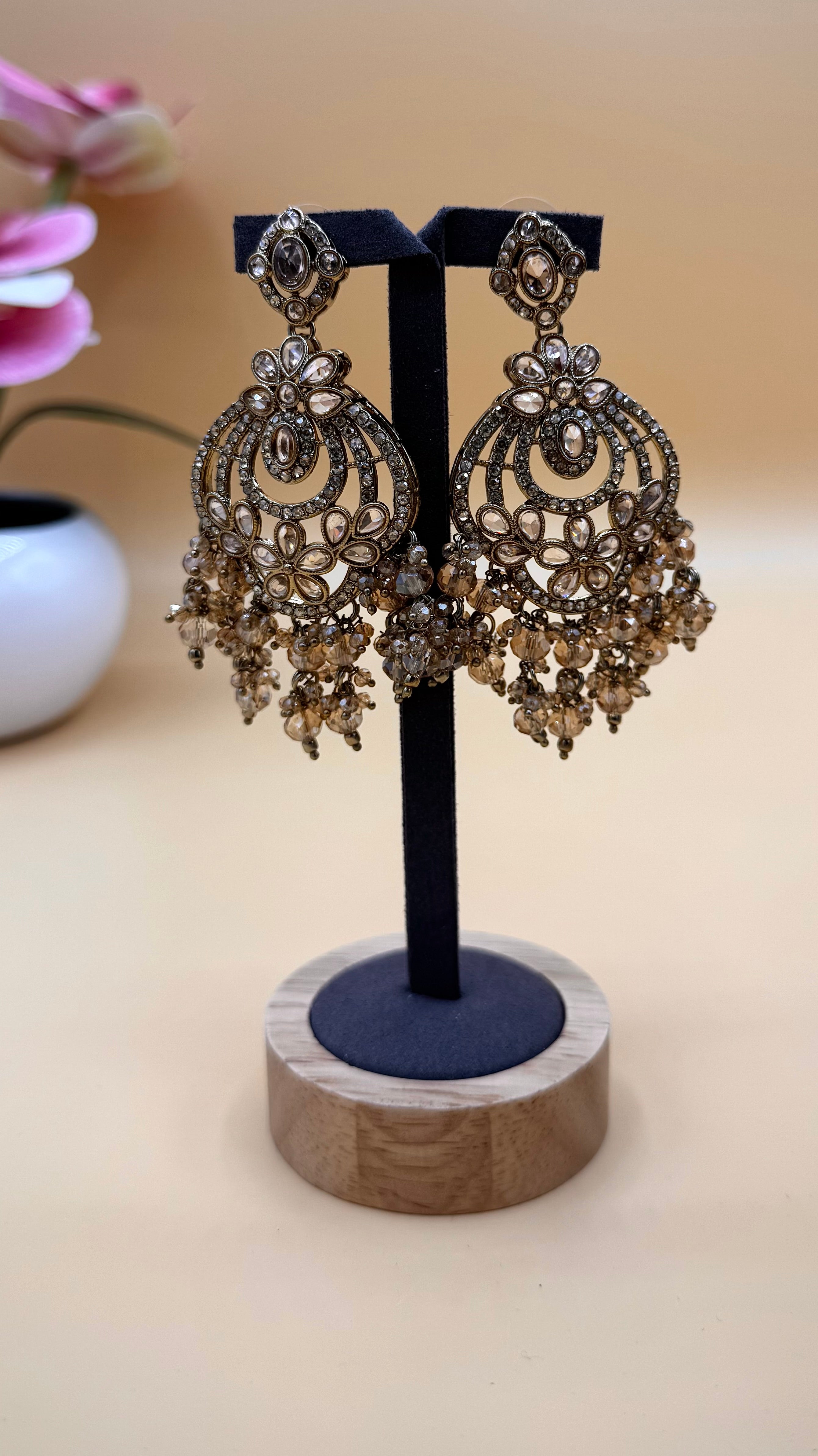 Champagne Gold Drop Earrings & Bindi Set