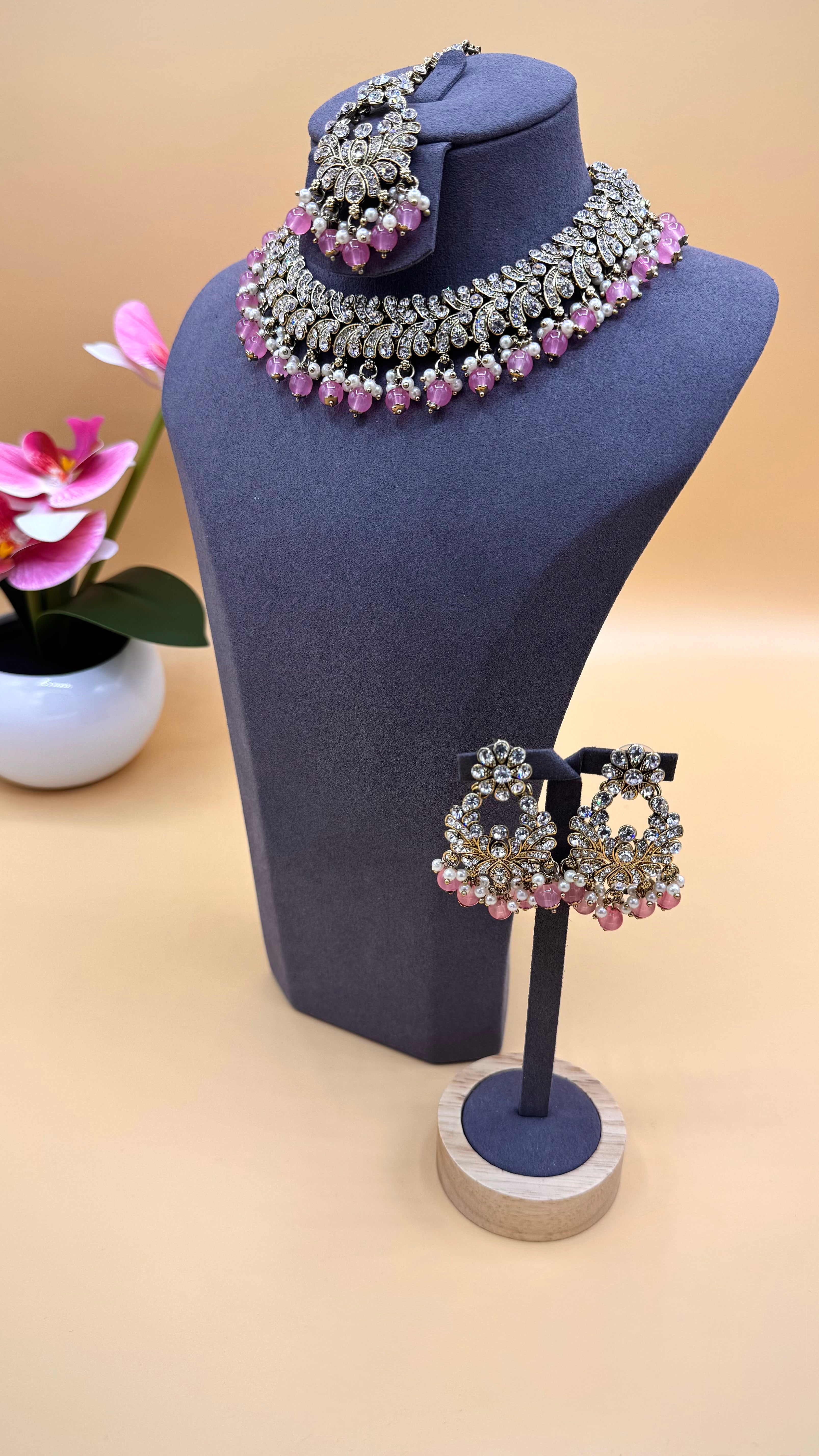 Rose Pearl Royale Necklace Set