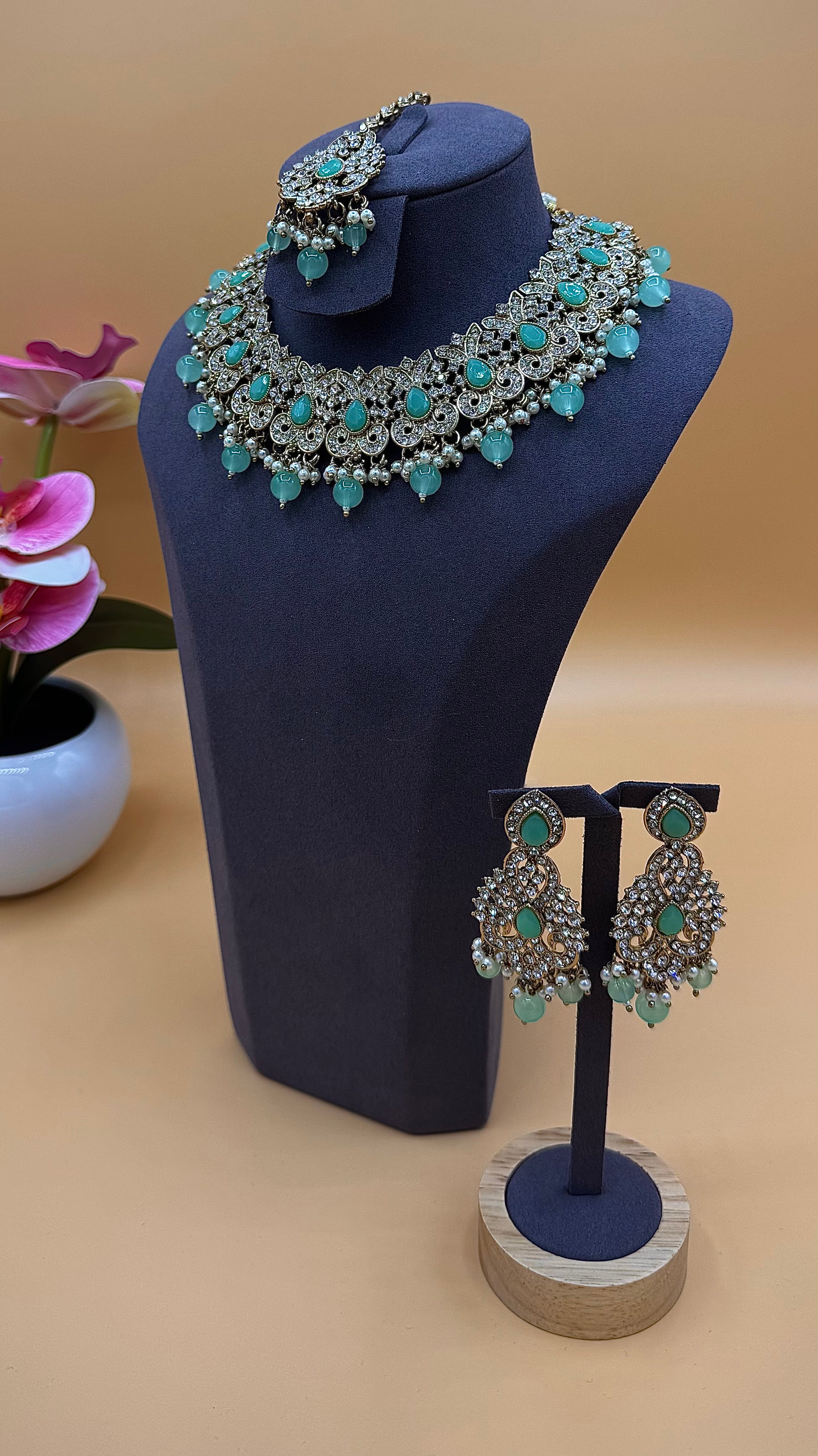 Aisha Necklace Set – mint