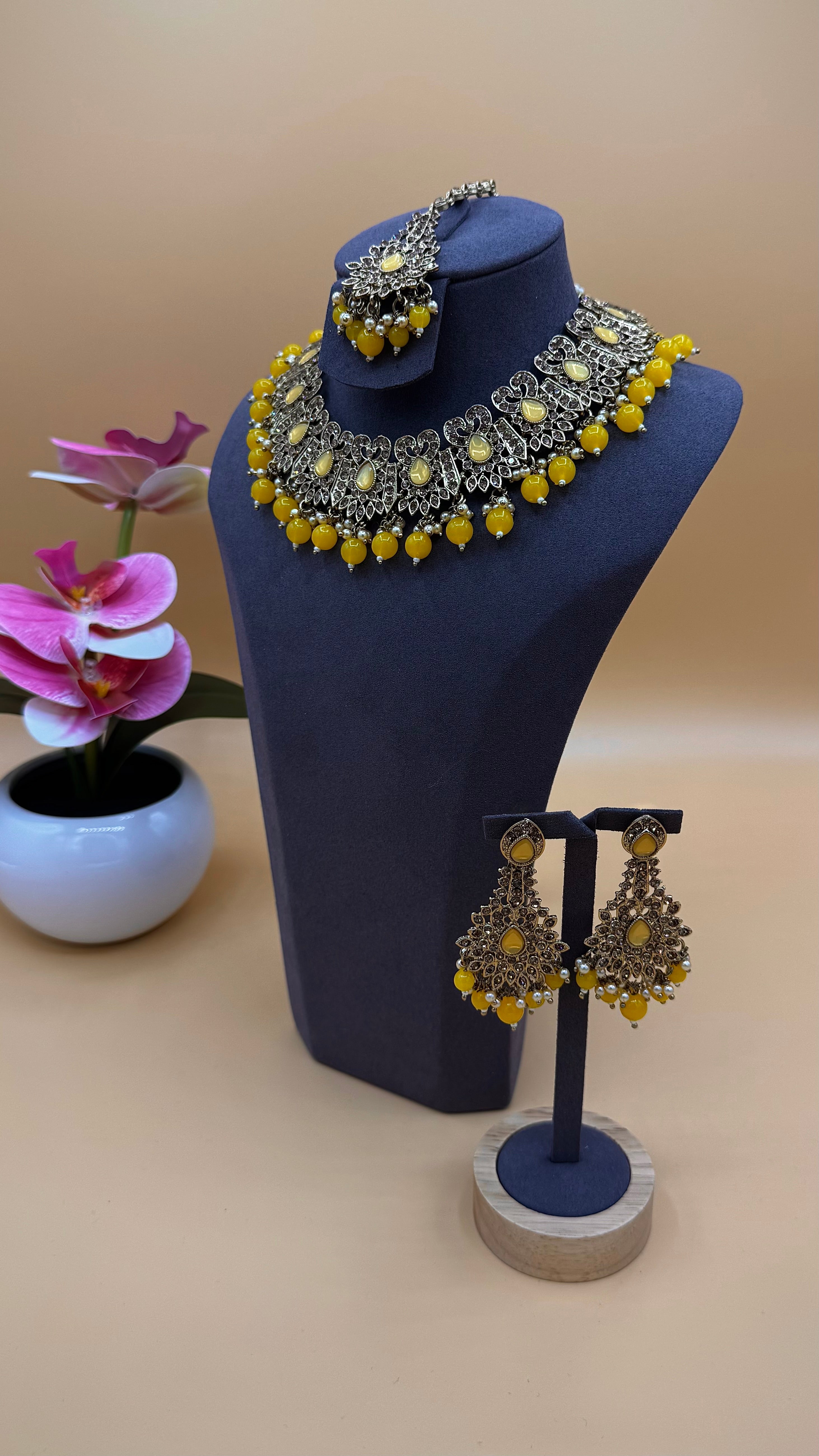 Solara Necklace Set – Marigold Yellow