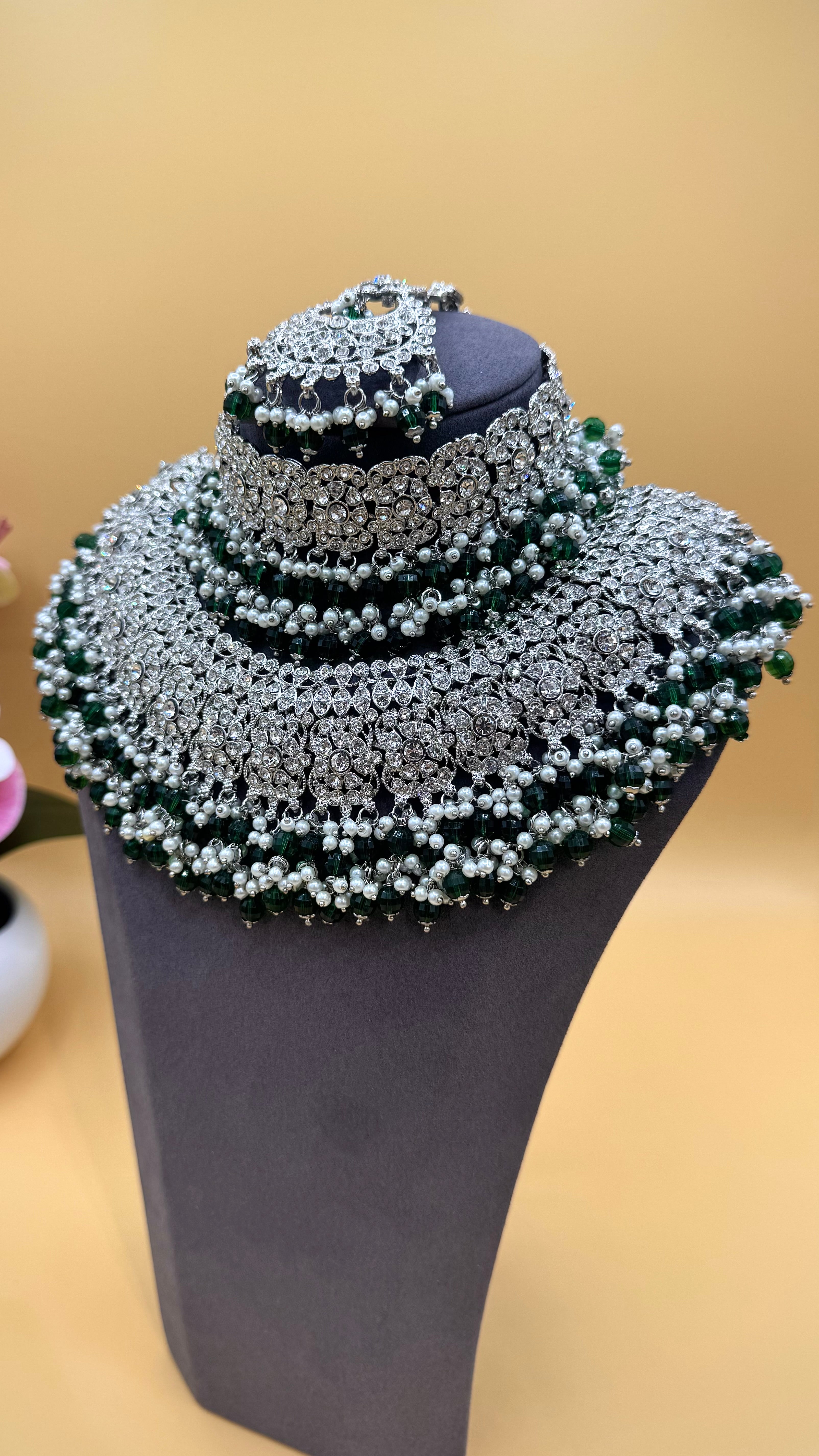 Emerald Sultana Bridal Necklace Set