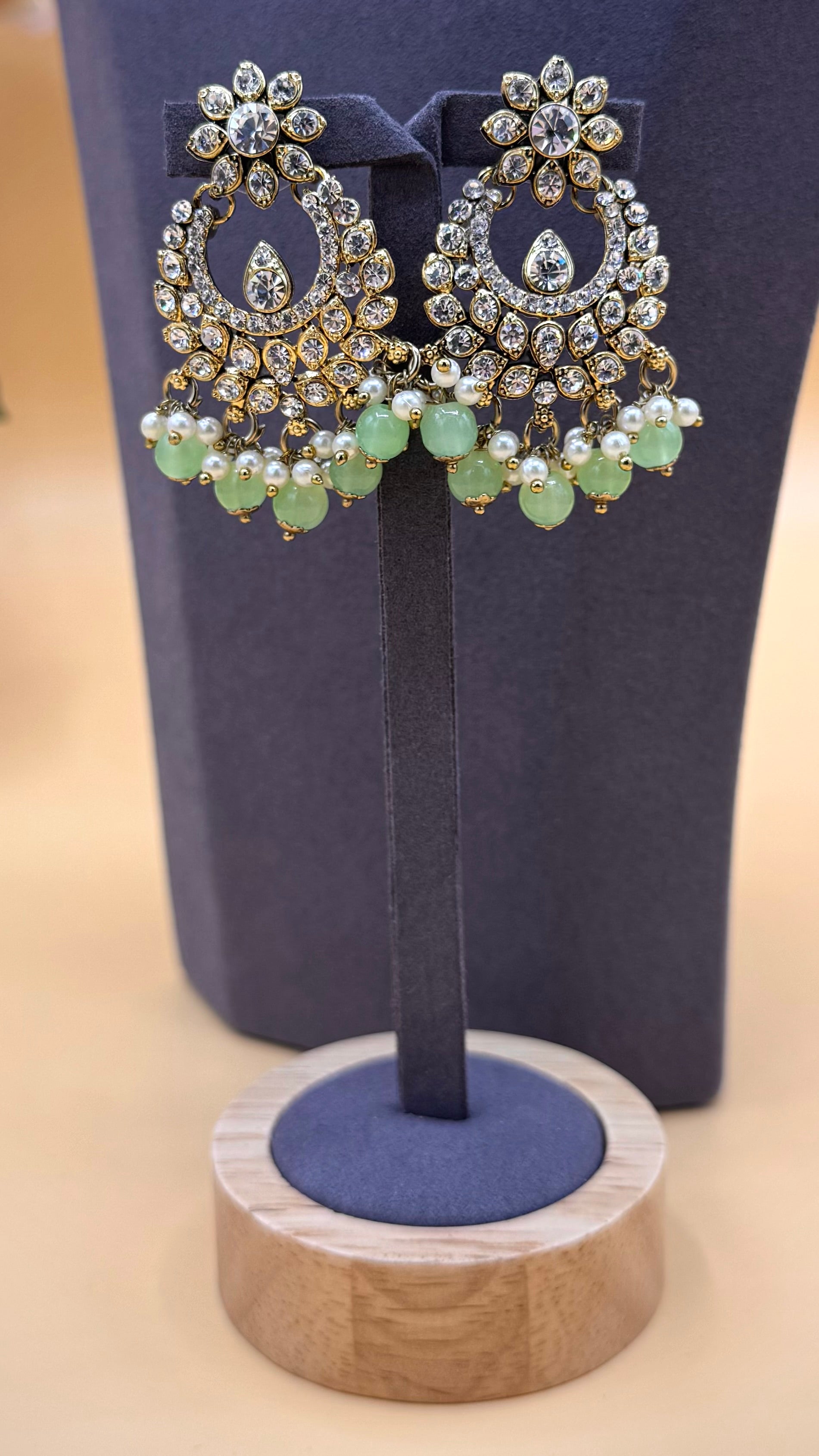 Soft Mint Elegance Necklace Set