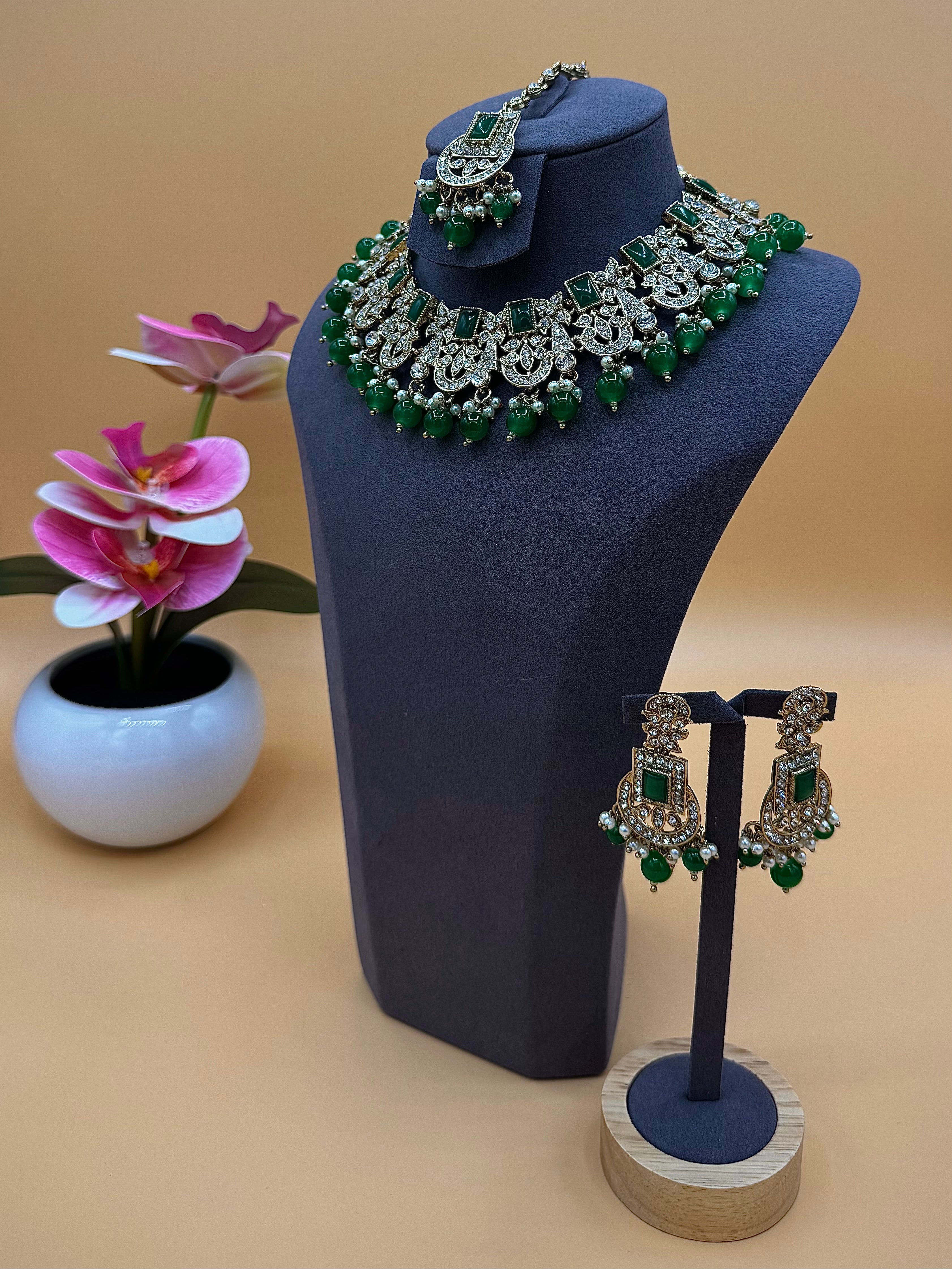 Zoya Necklace Set – Emerald Green