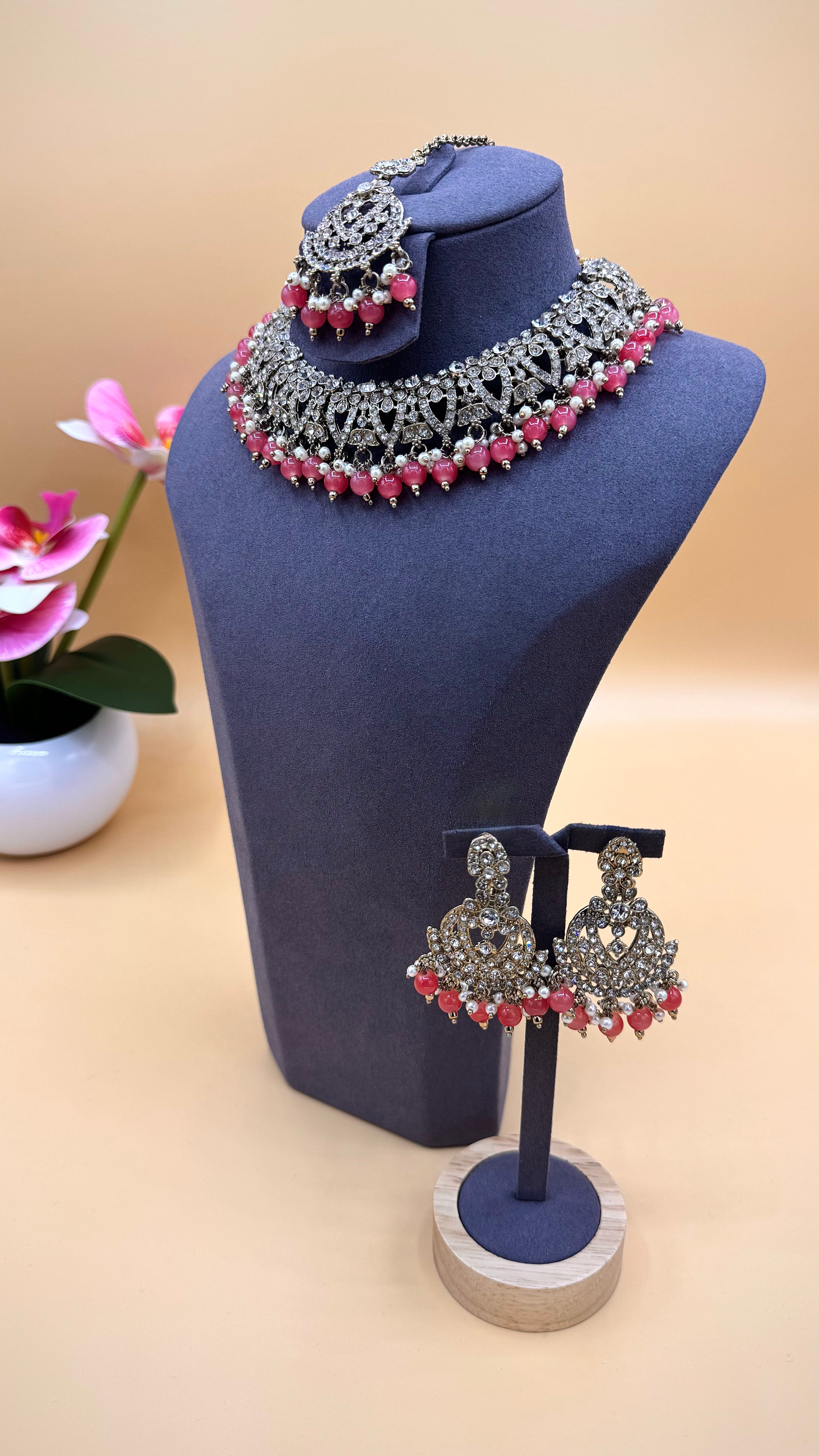 Soft Pink Royale Necklace Set