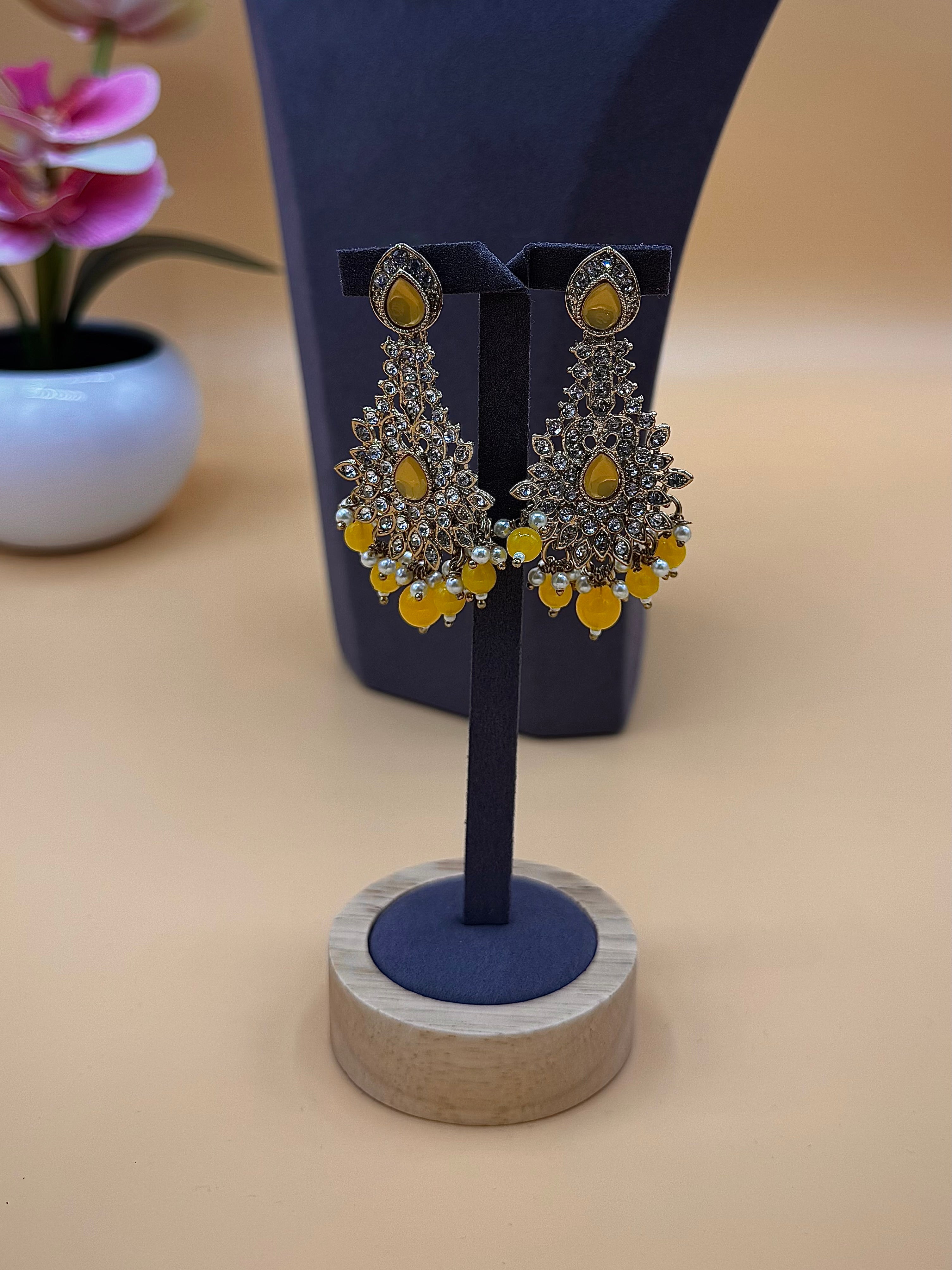 Nayra Necklace Set – Marigold Yellow