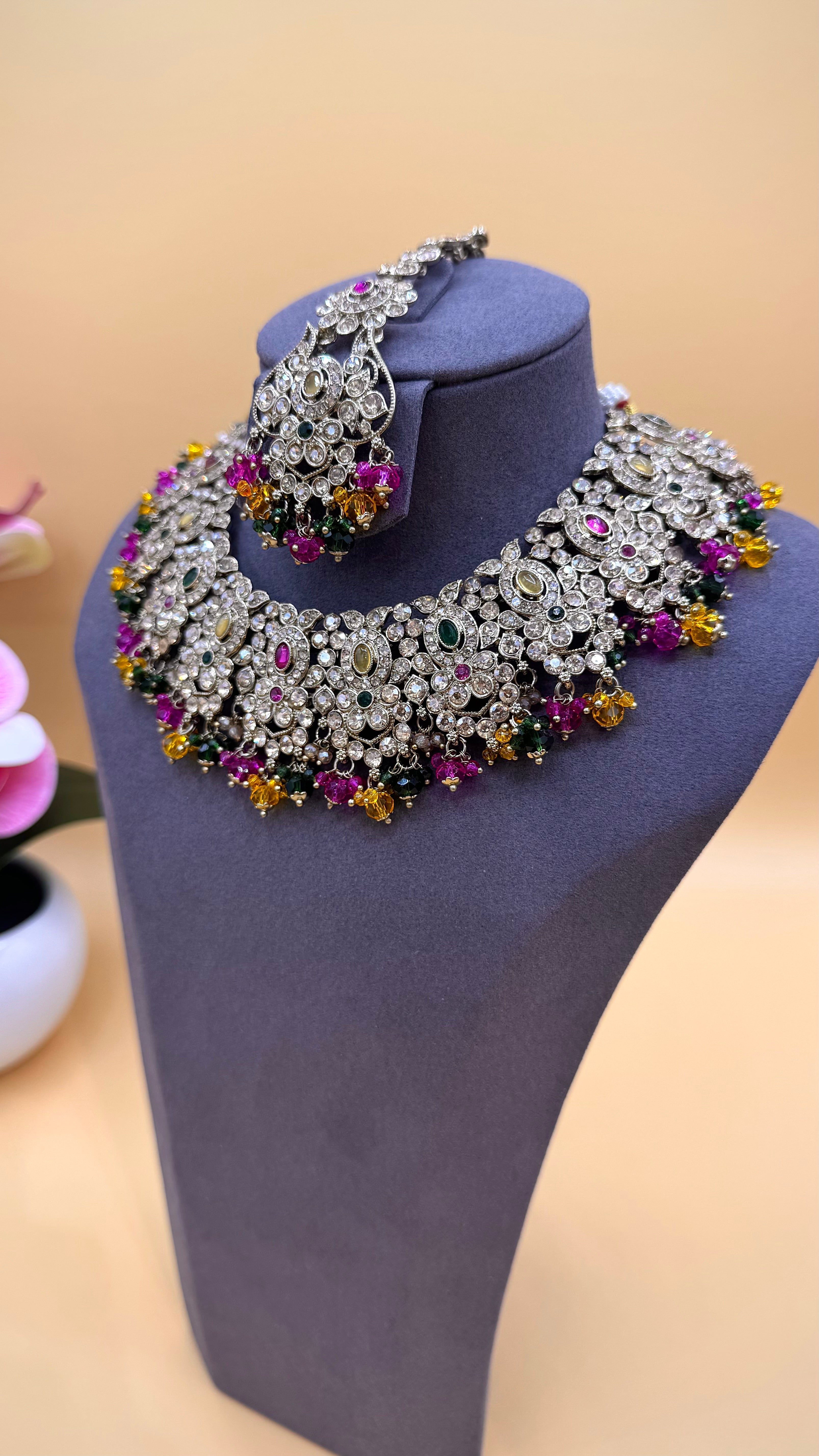 Multicolor Jewel Necklace Set