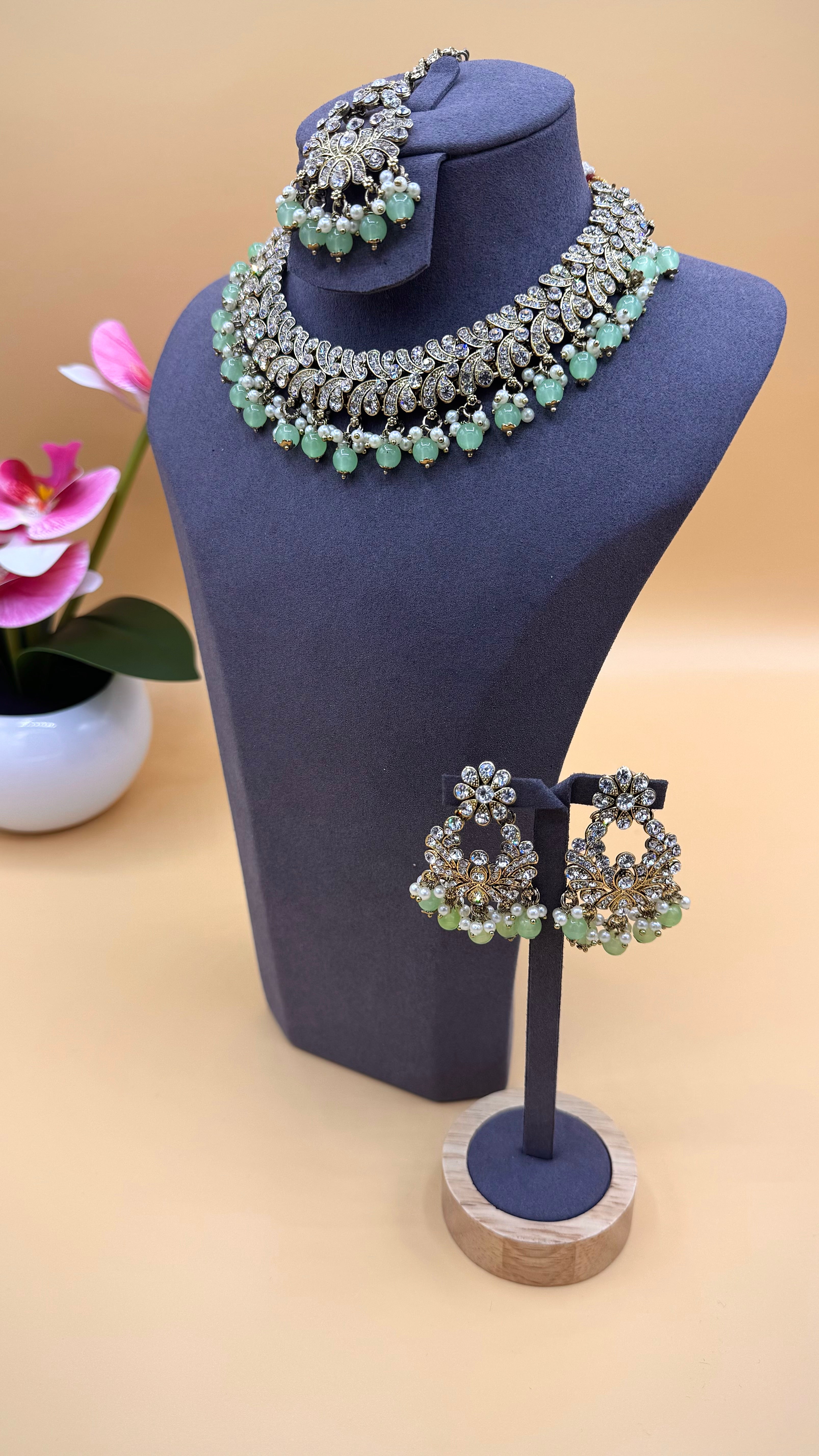 Mint Pearl Royale Necklace Set