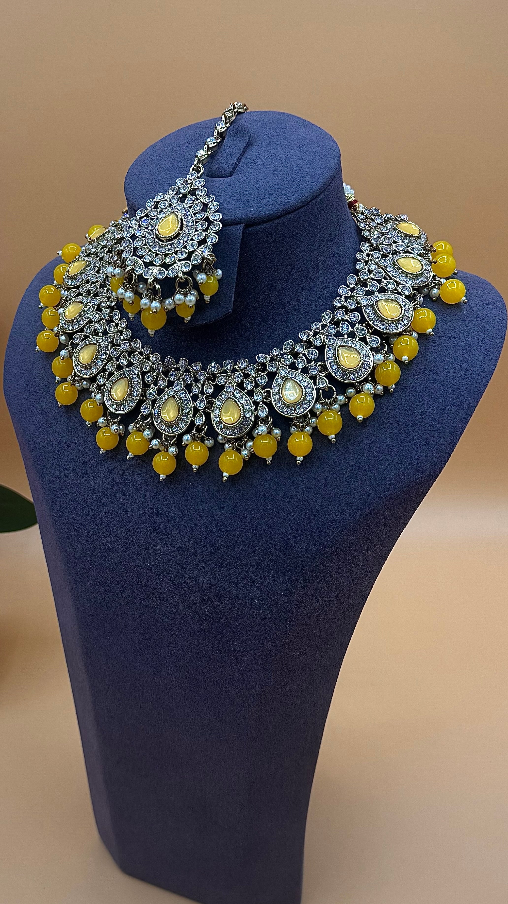 Sana Necklace Set – Mustard Yellow