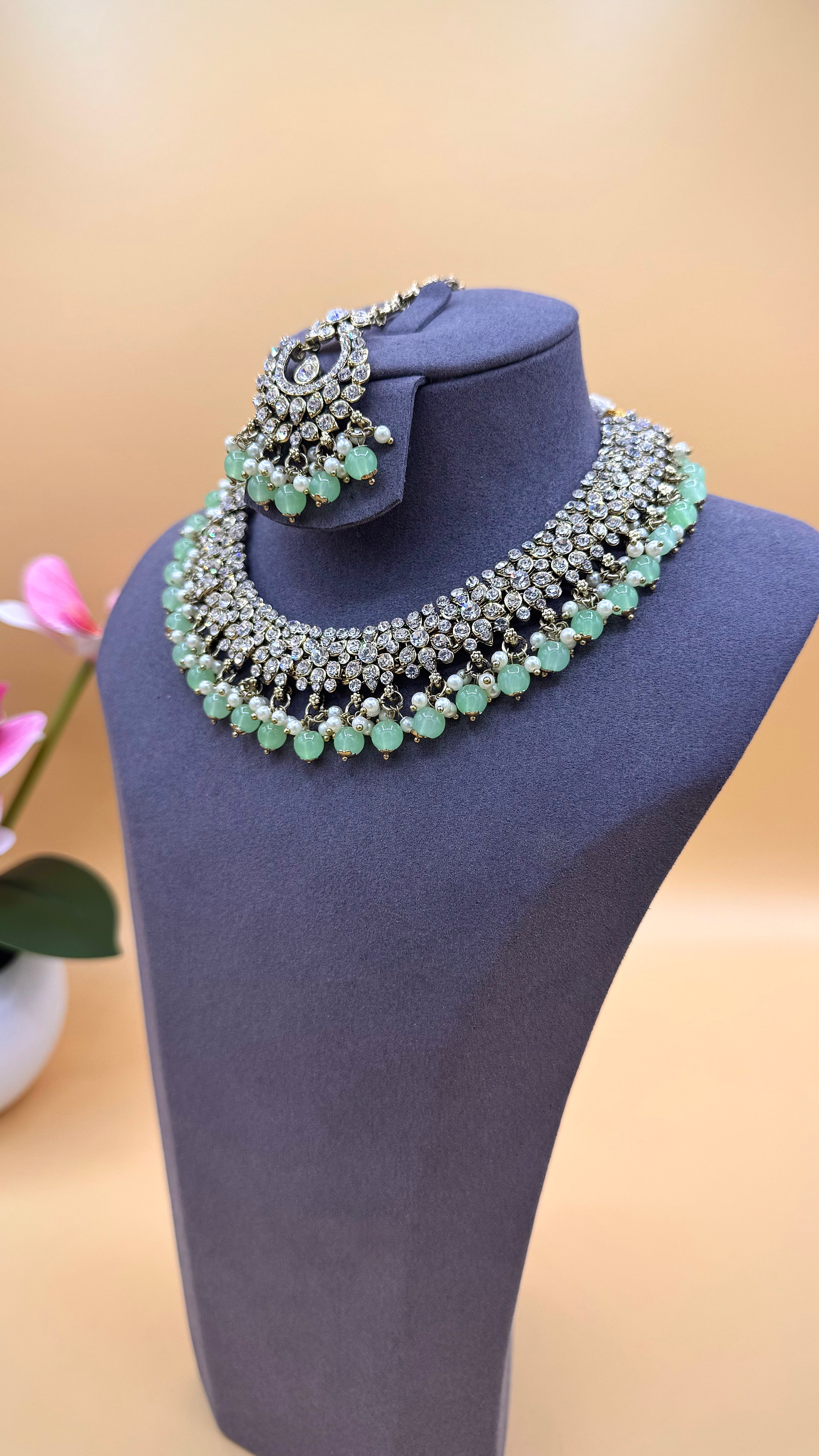 Soft Mint Elegance Necklace Set