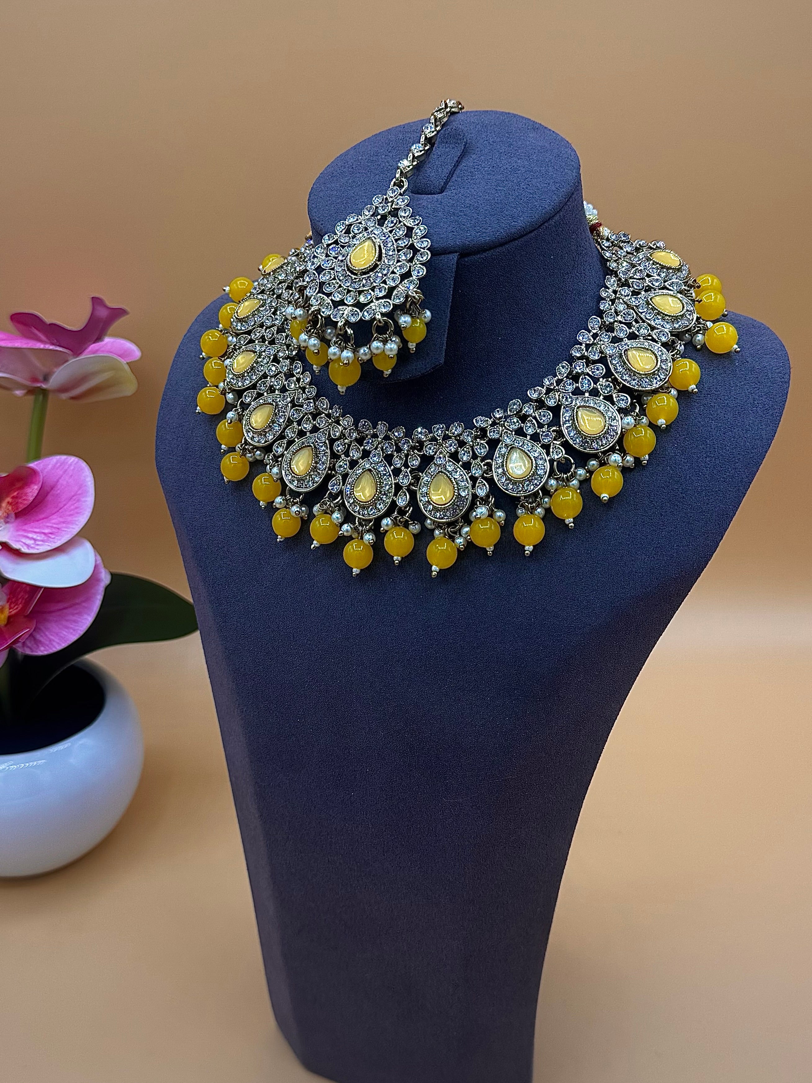 Sana Necklace Set – Mustard Yellow