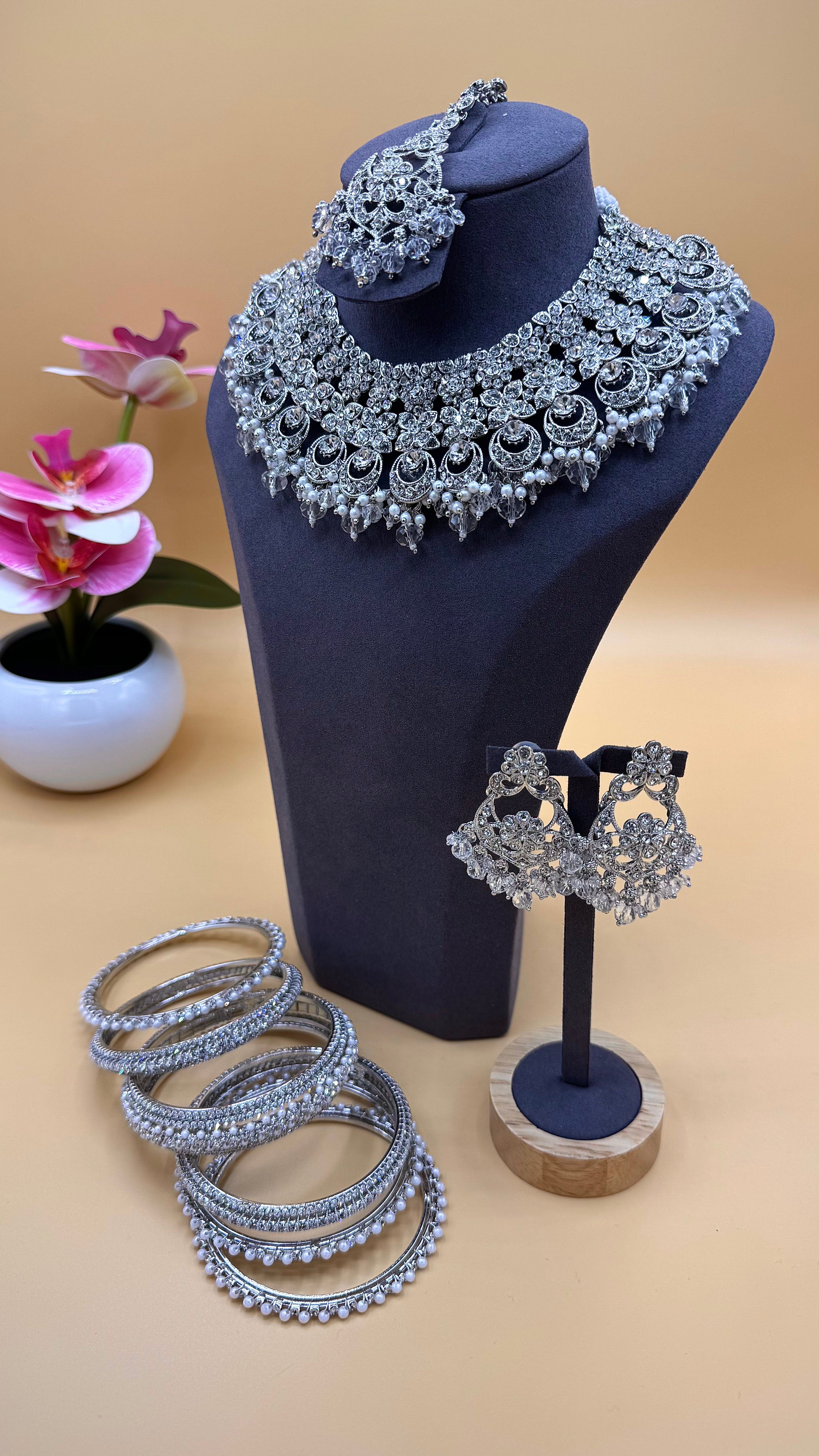 Crystal Elegance Necklace Set - silver