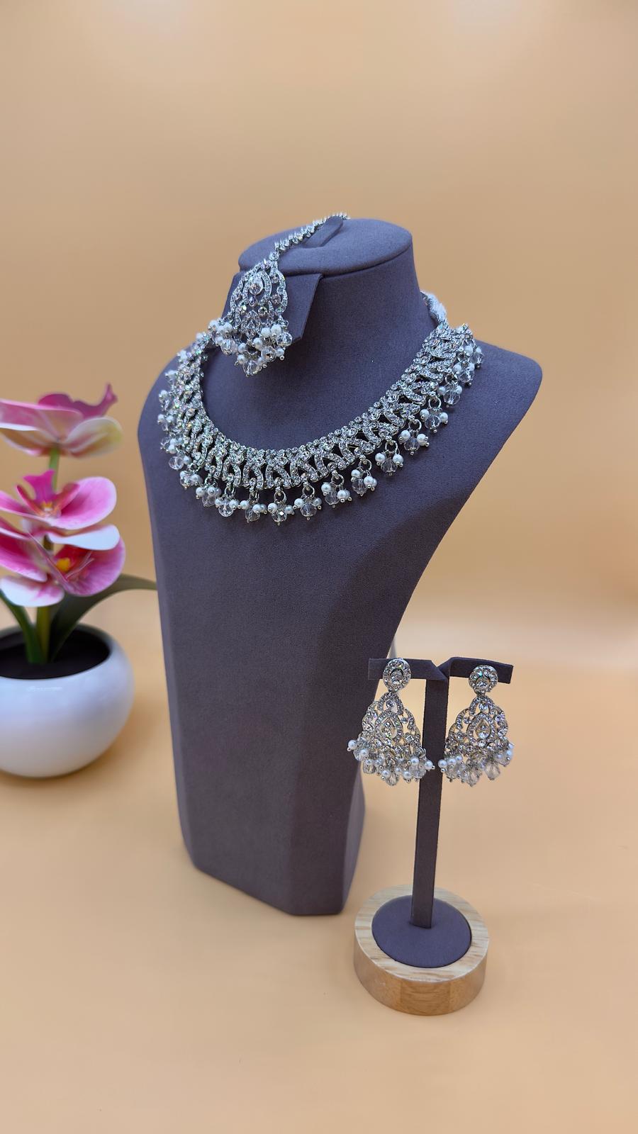 Eterna Necklace Set – Silver