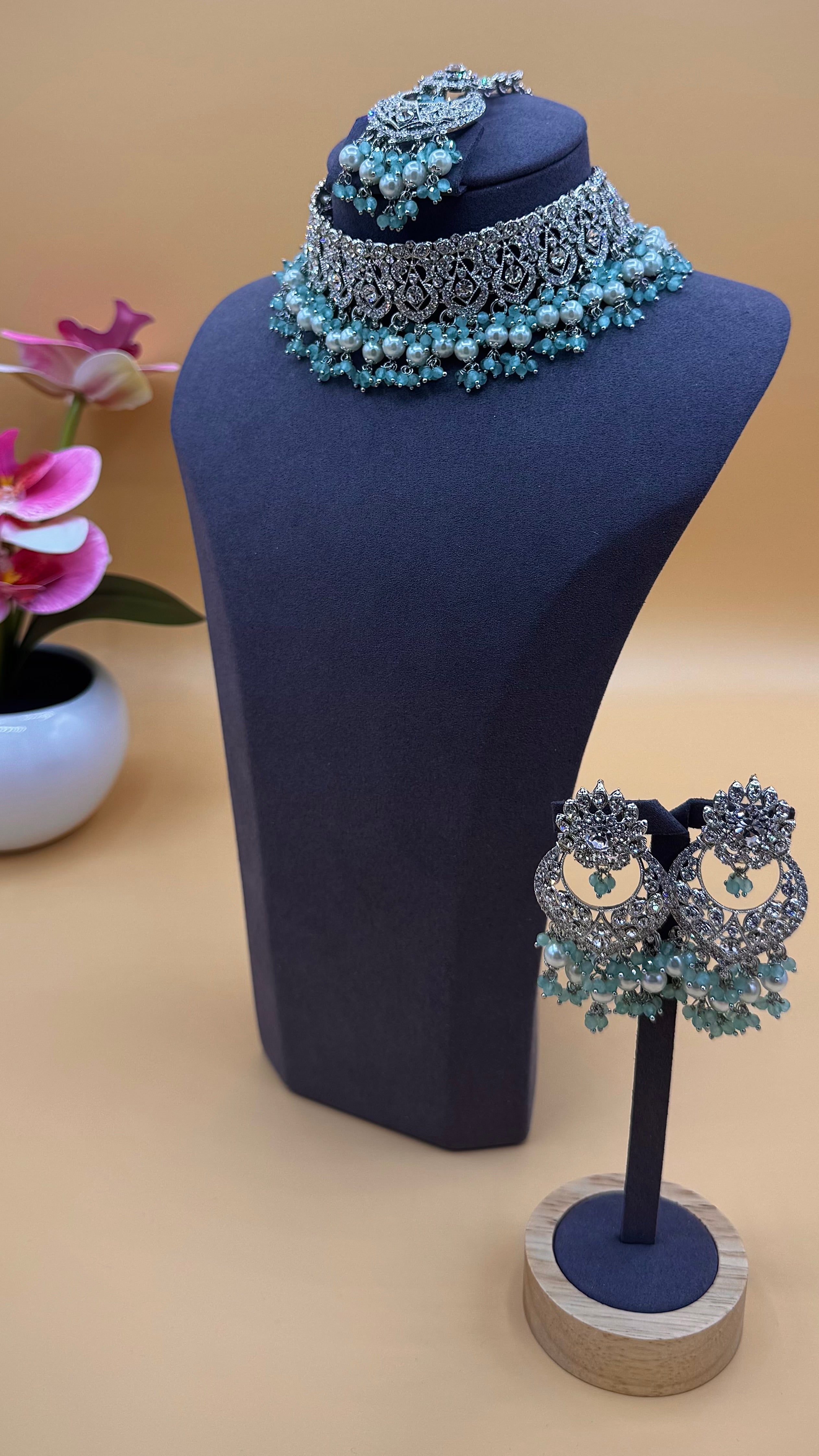 Aqua Crystal Choker Set – Light Blue