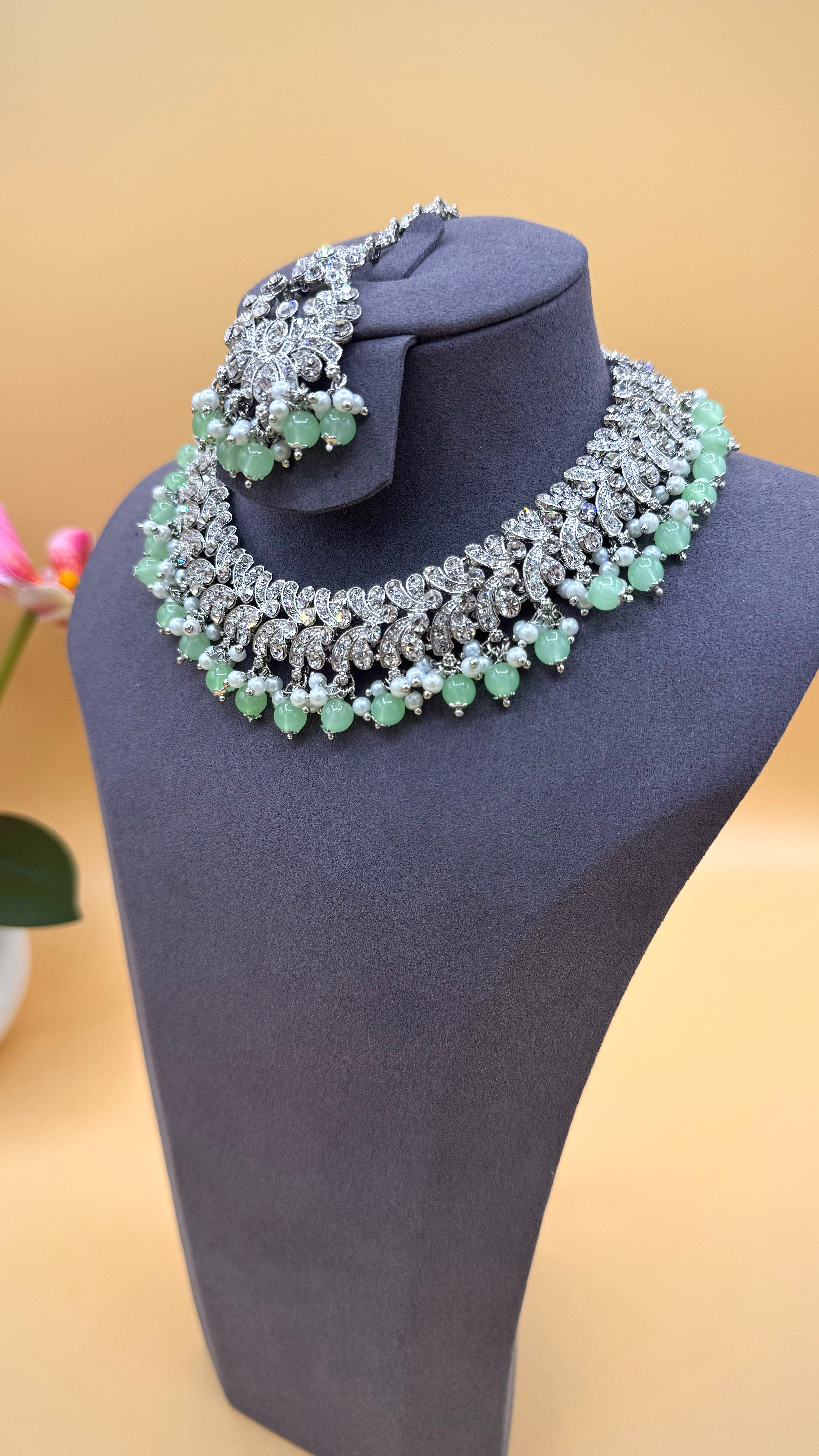 Mint Luxury Necklace Set