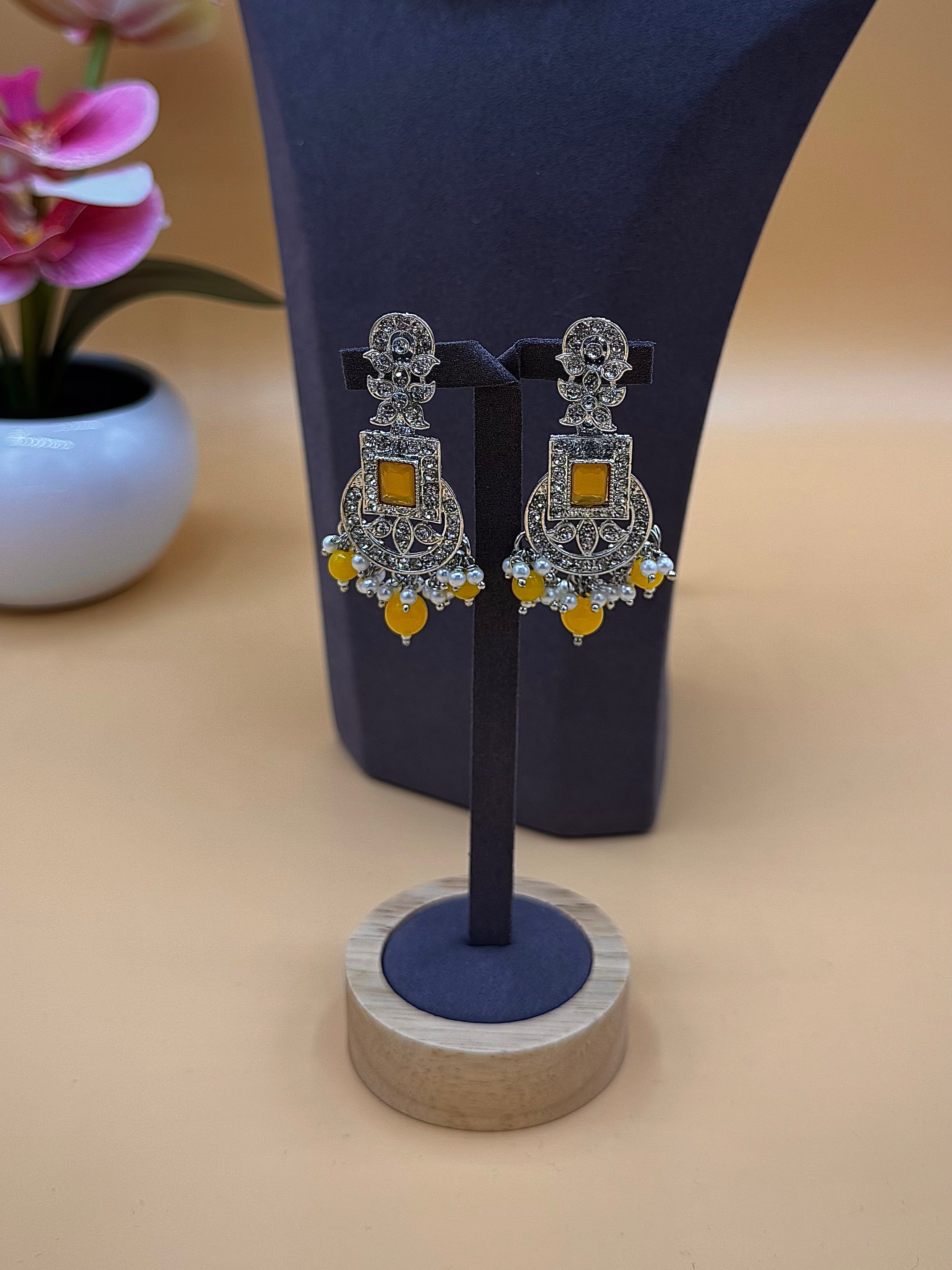 Rania Necklace Set – Golden Yellow