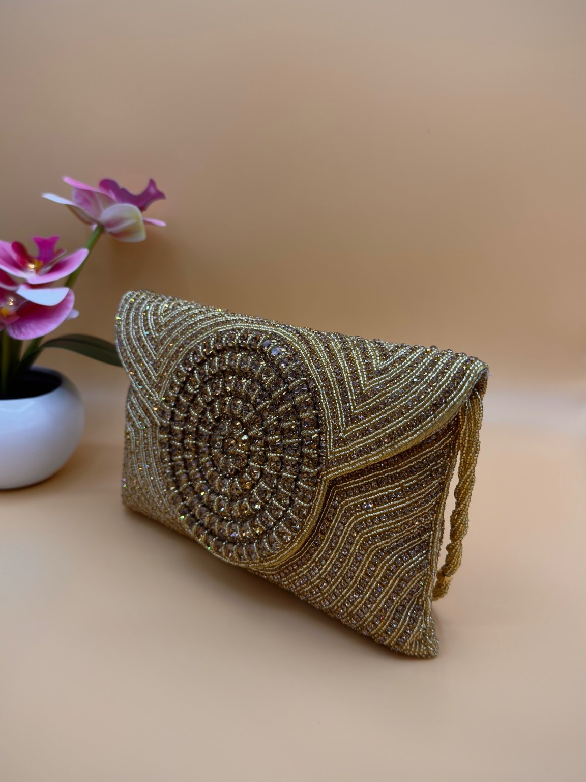 Tas met bloemen- en spiegelpailletten