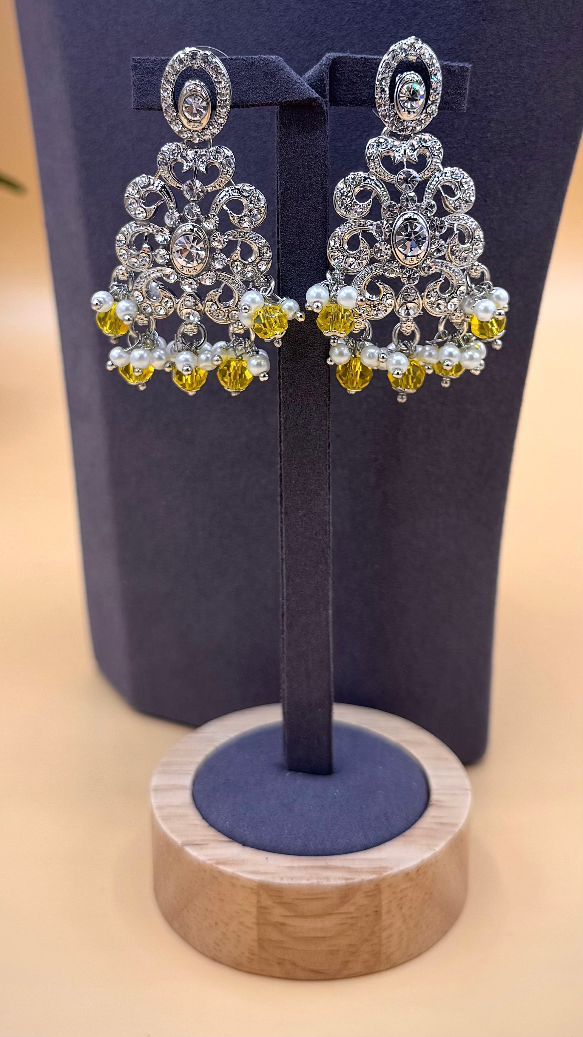 Soft golden Pearl Necklace Set